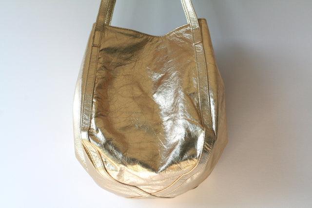 Stylish Metallic Gold Papaya Bag for Women - Trendy Crossbody Purse for Parties, Travel & Everyday Use