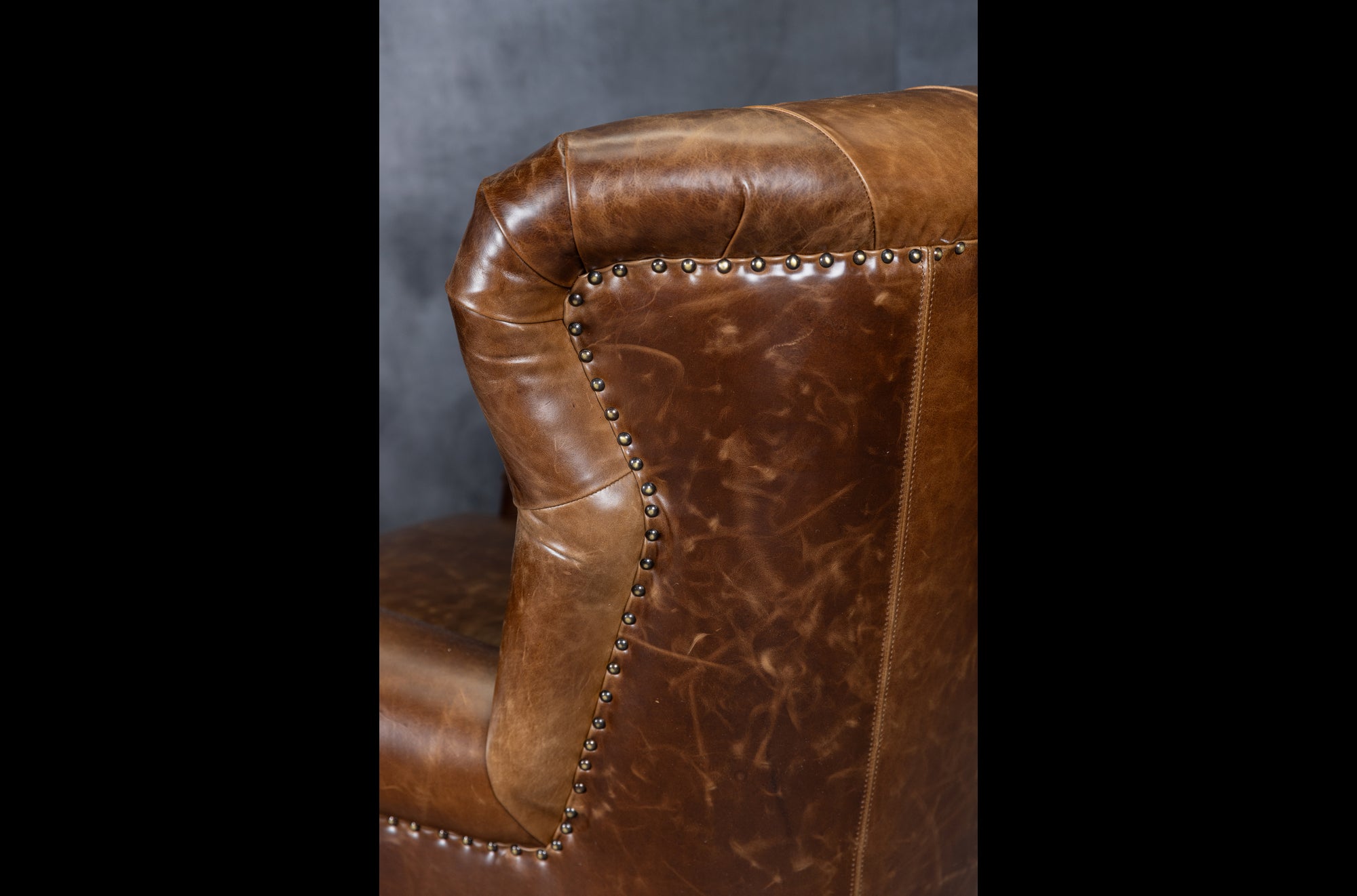 Premium Remington Genuine Leather Recliner Chair - Soft & Durable for Living Room, Home Theater, Office & Lounge Comfort
