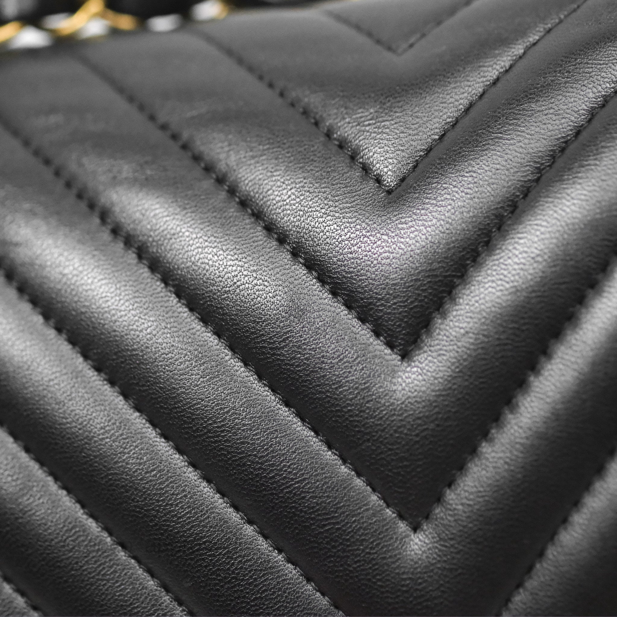 Chanel Classic M/L Medium Flap Chevron Black Lambskin Gold Hardware Bag - Luxury Designer Handbag for Women, Perfect for Evening Events & Special Occasions