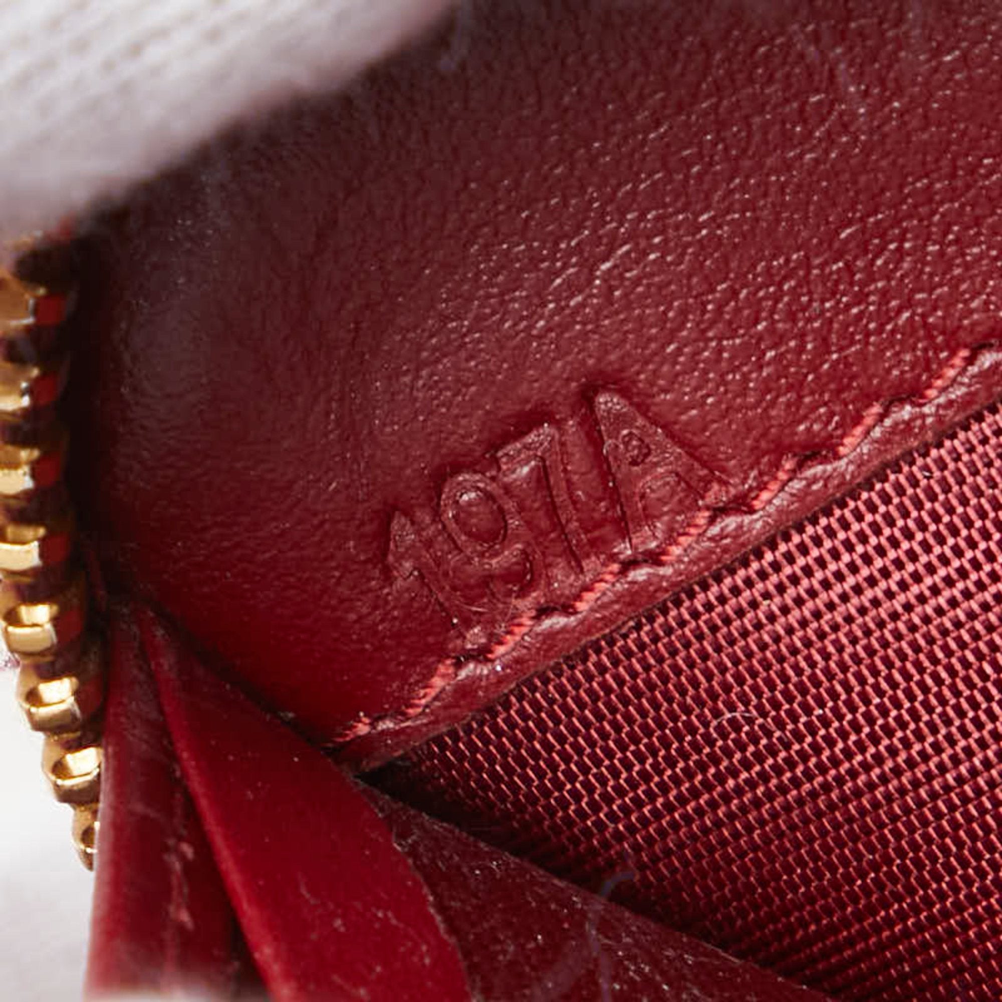 Affiano Genuine Leather Zip-Around Wallet for Men & Women - RFID Blocking, Multiple Card Slots - Perfect for Travel, Business & Everyday Use