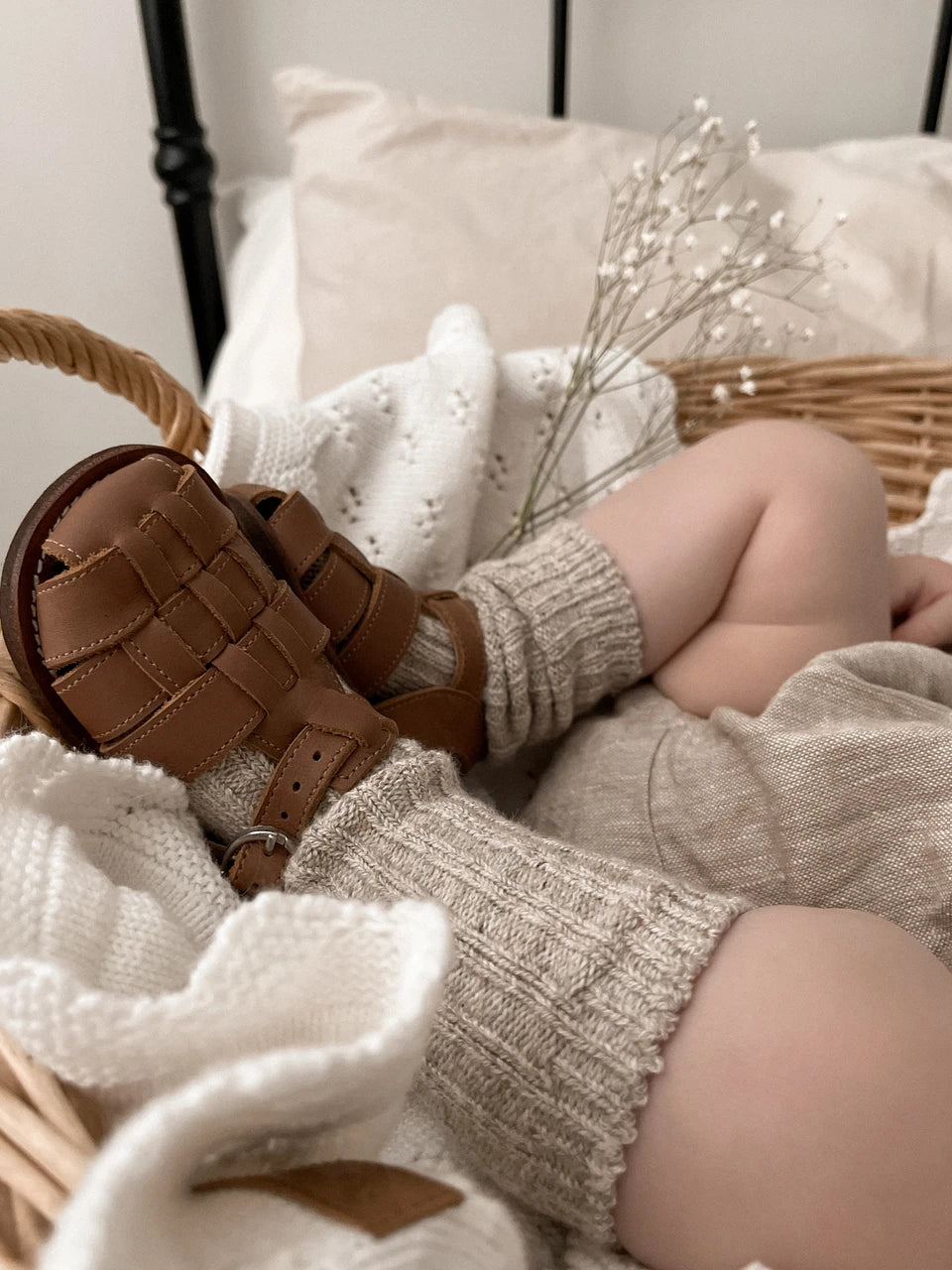 Aventura Kids Leather Sandals - Comfortable & Durable Leather Footwear for Boys & Girls - Perfect for Summer, Beach, and Outdoor Adventures