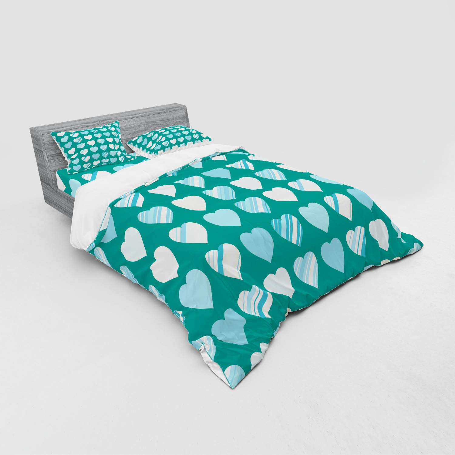 Ambesonne Romance Duvet Cover Set - Heart Lovers Design, 4-Piece Bedding Set with Shams & Fitted Sheet, Queen Size in Jade Green Seafoam Cream | Perfect for Couples' Bedrooms, Valentine's Day Gifts & Cozy Master Suites