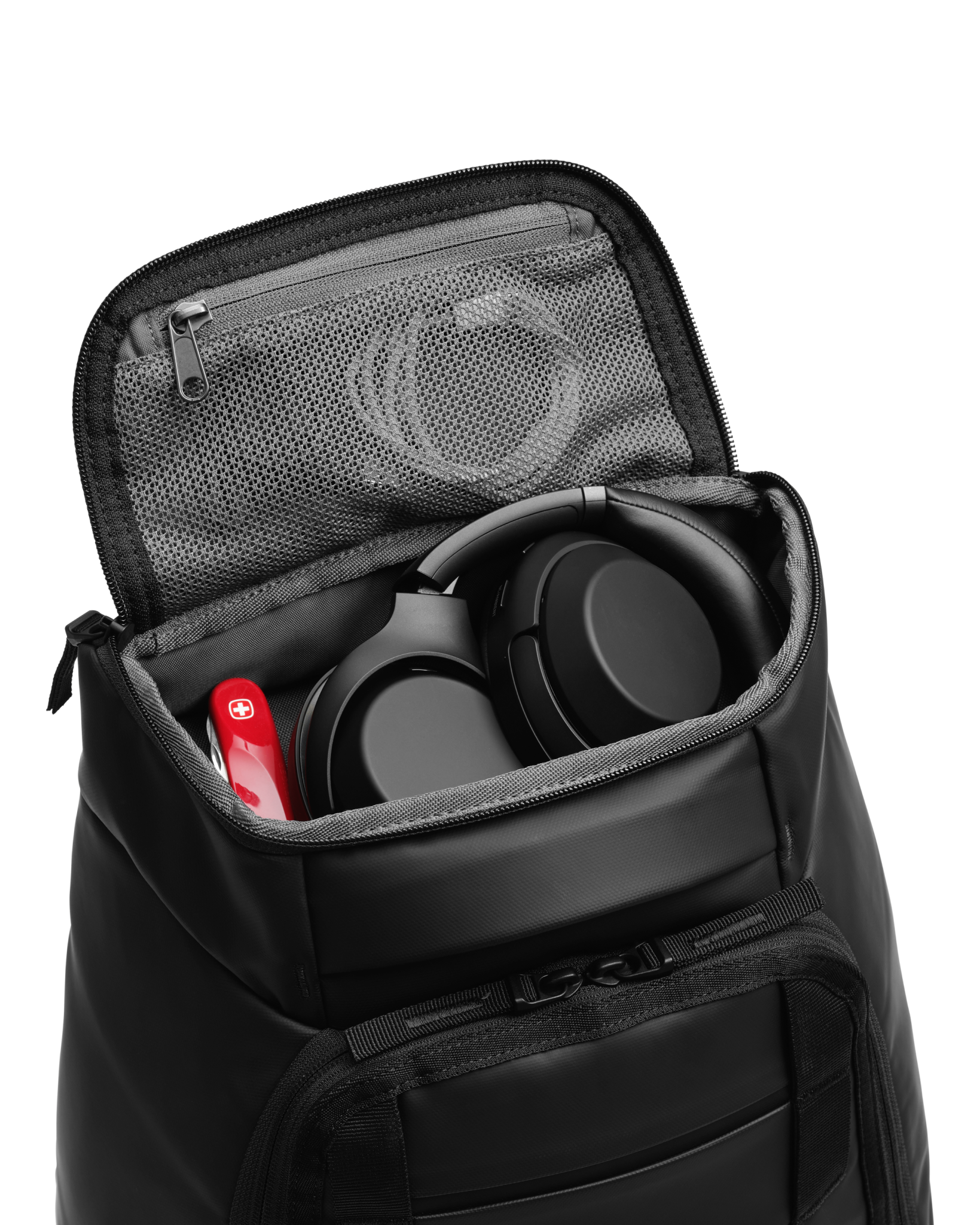 DB Journey Hugger Backpack 30L - Lightweight Travel Backpack for Hiking, Camping & Outdoor Adventures - Water-Resistant Daypack for Men & Women