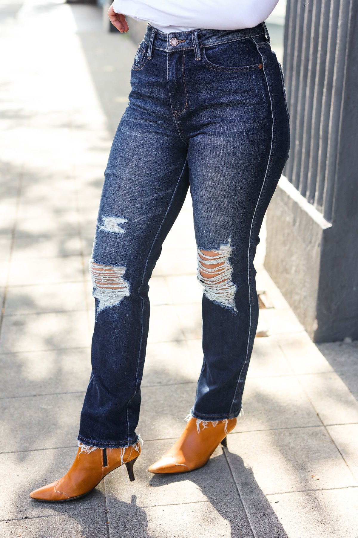 Judy Blue Women's Dark Wash Mid Rise Distressed Straight Leg Jeans - Comfortable & Stylish for Casual Wear, Work & Everyday Outfits