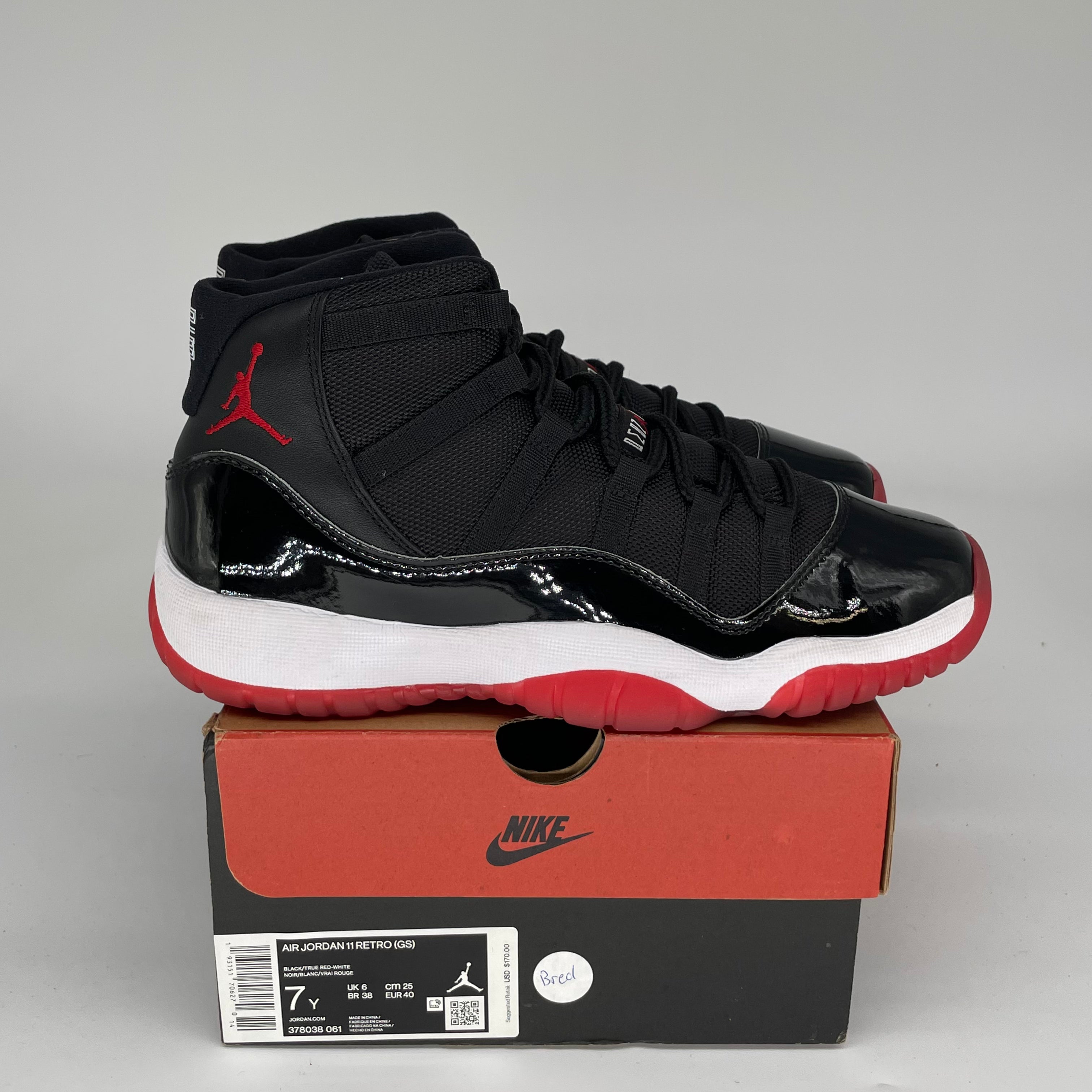 AIR JORDAN 11 Retro BRED Basketball Shoes Size 7Y (378038-061) - Men's & Kids' High-Top Sneakers for Court Performance and Street Style