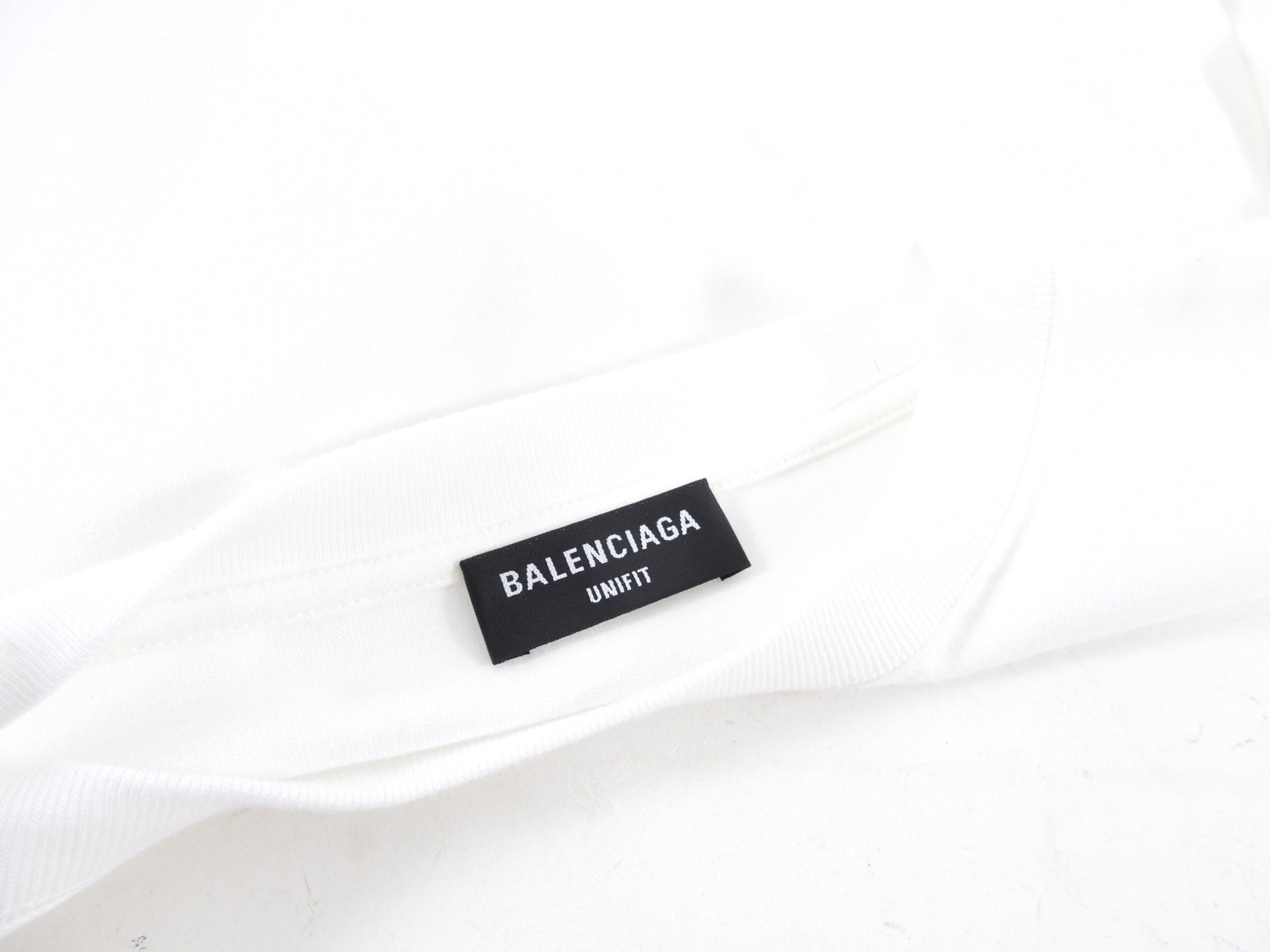 Balenciaga Unifit White Oversized NASA Patch T-Shirt for Men - Streetwear Fashion & Casual Wear - Perfect for Everyday Outfits and Urban Style