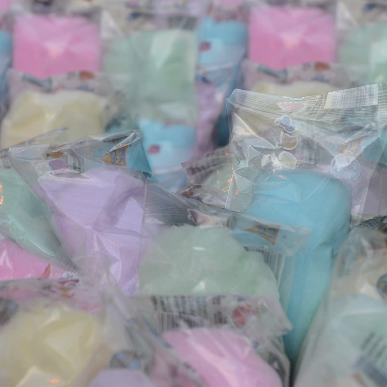 Lupy Lups! Cotton Candy Party Pack – 0.5 oz Individually Wrapped Bags – Bulk Candy for Stocking Stuffers, Birthday Party Favors, Buffet Desserts & Pinatas – Sweet Treats for Kids & Events