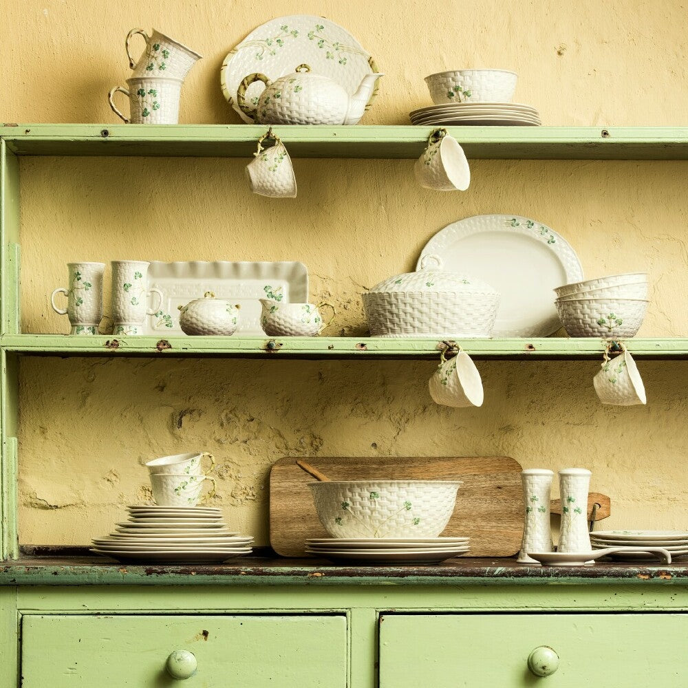Belleek Classic Shamrock 16-Piece Dinnerware Set - Elegant Irish Porcelain Tableware for Fine Dining & Entertaining