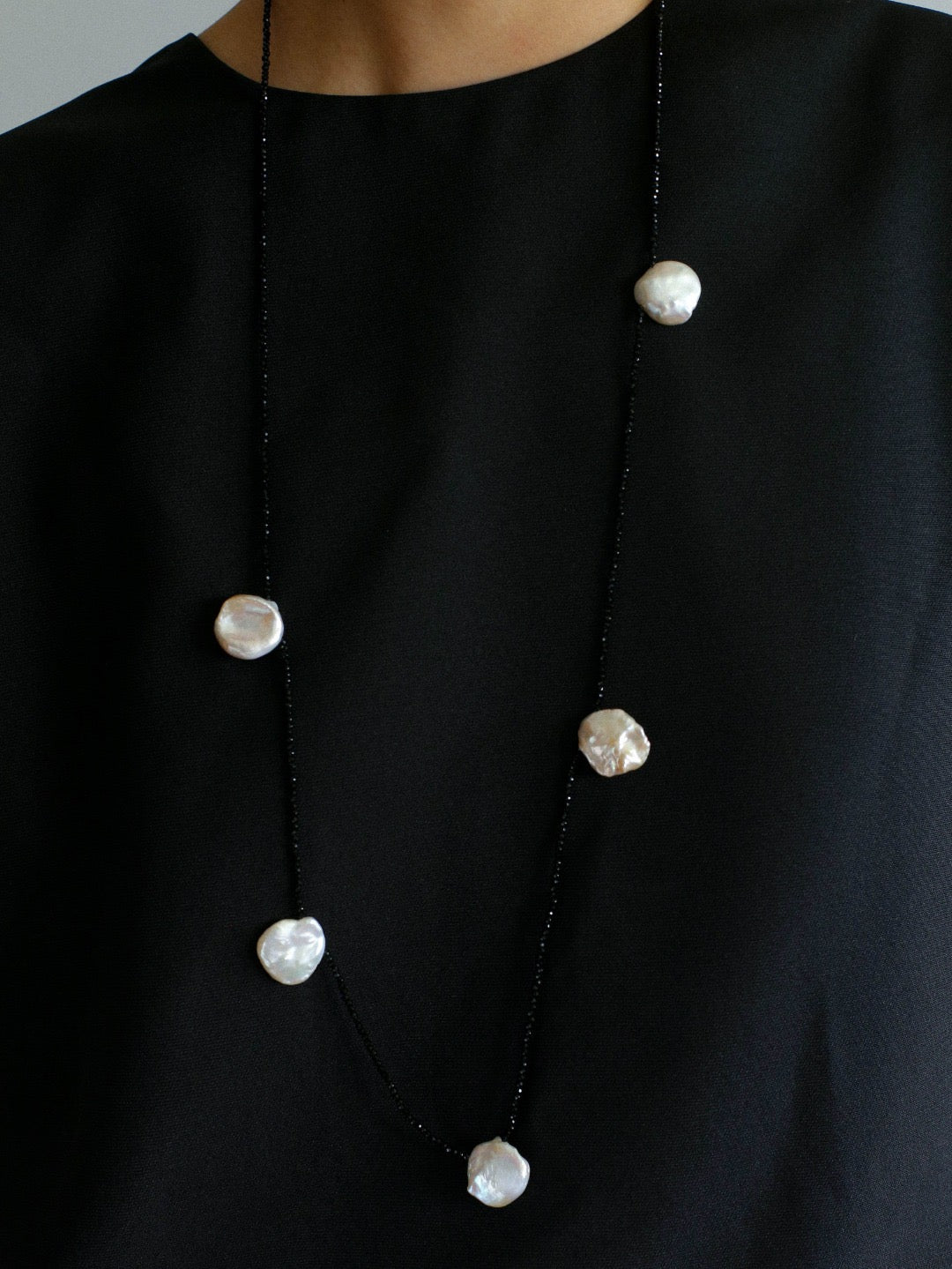 Elegant Baroque Pearl Necklace with Black Spinel - 5 Large Petal Pearls for Women | Perfect for Weddings, Parties & Special Occasions