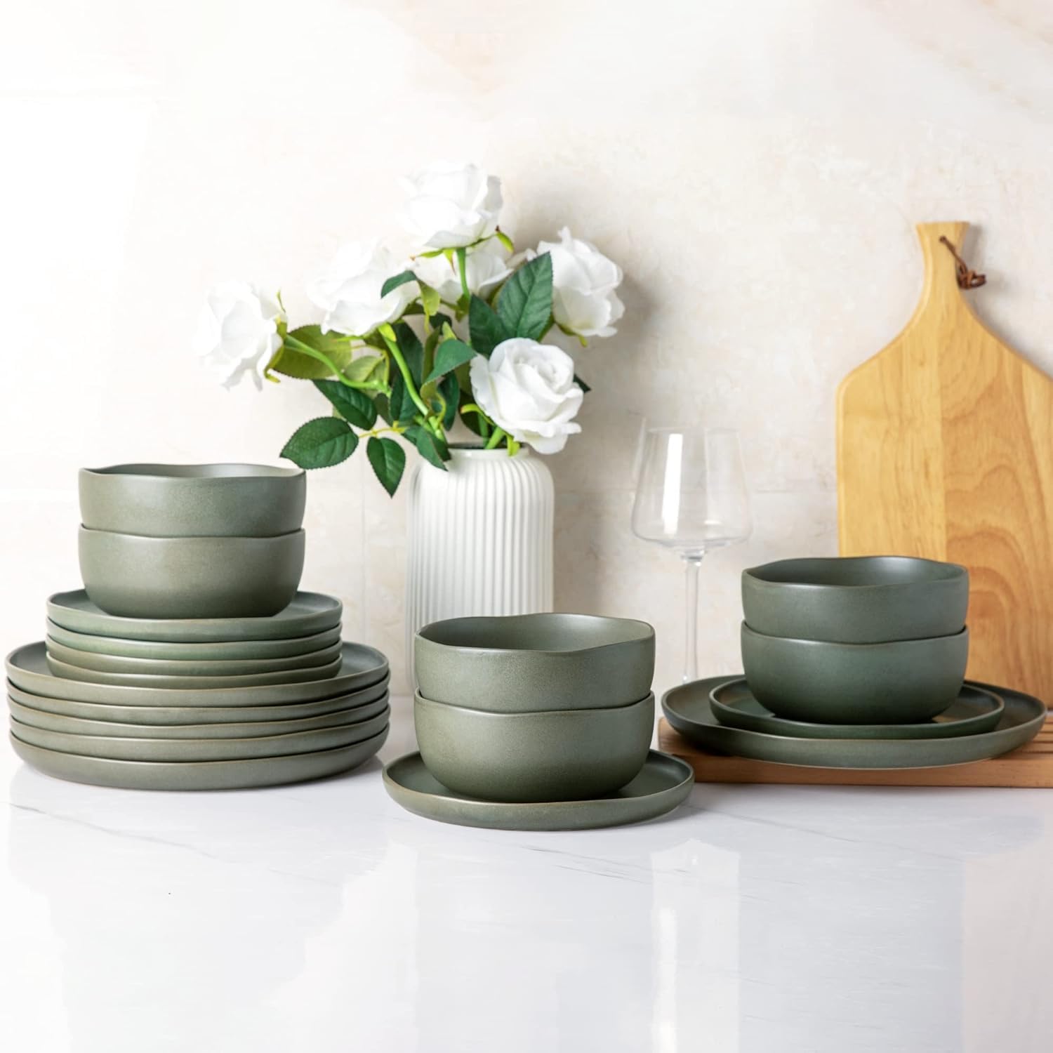 AmorArc 18-Piece Ceramic Dinnerware Set - Wavy Rim Stoneware Plates & Bowls - Chip & Crack Resistant - Dishwasher, Microwave & Oven Safe - Service for 6 | Perfect for Family Dinners, Restaurant-Style Dining & Everyday Use