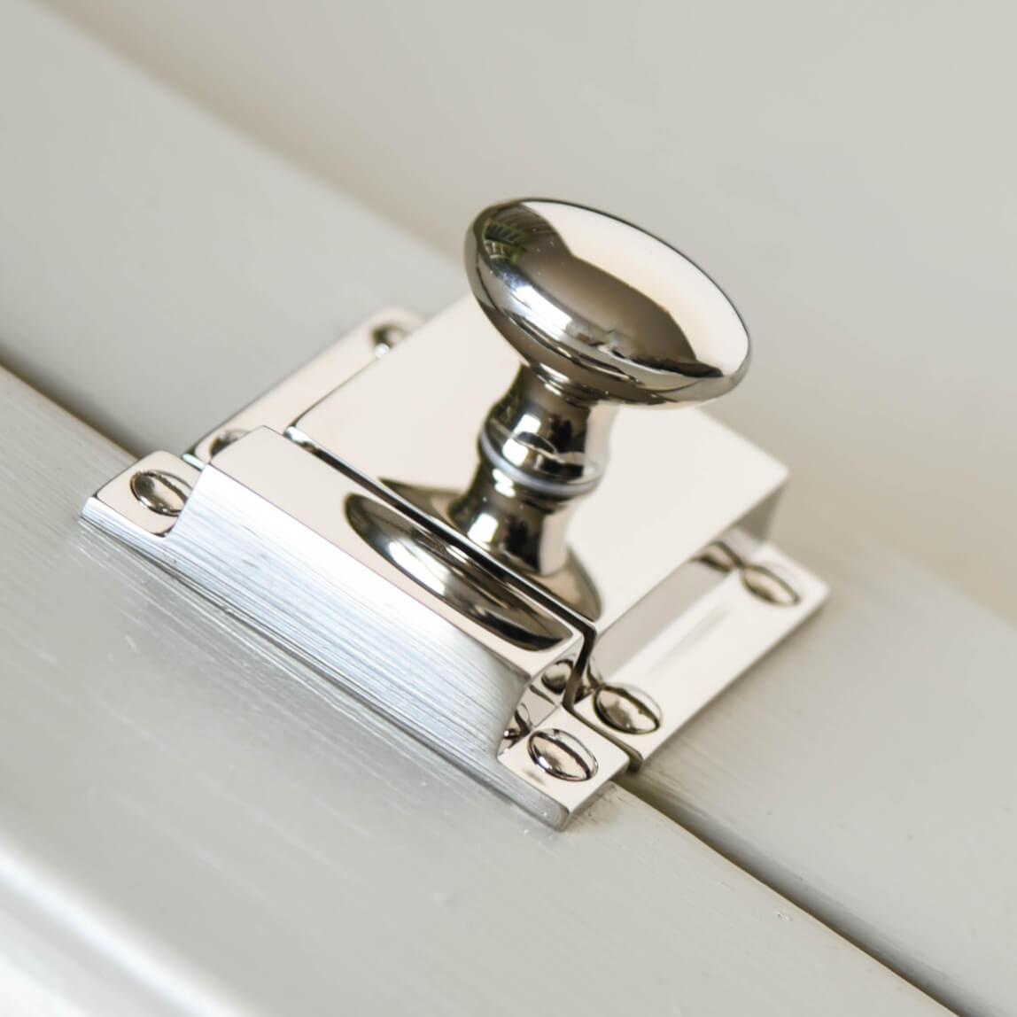 Polished Nickel Traditional Oval Cabinet Latch - Vintage Style Drawer & Cabinet Hardware for Kitchen, Bathroom & Furniture (Set of 2) - Perfect for Home Renovation & DIY Projects