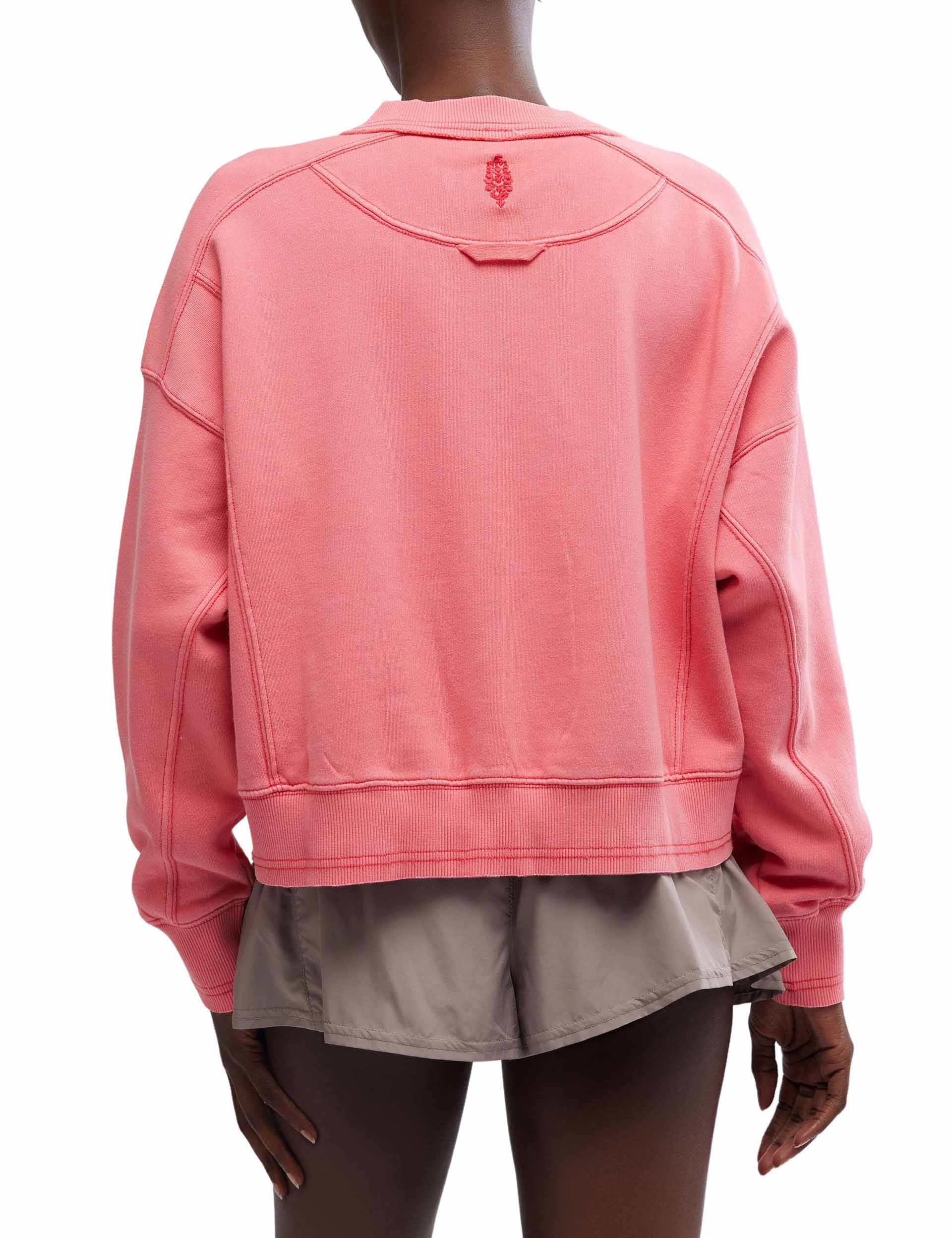 Intercept Pullover Hibiscus - Stylish Women's Casual Hoodie for Outdoor Activities & Everyday Wear