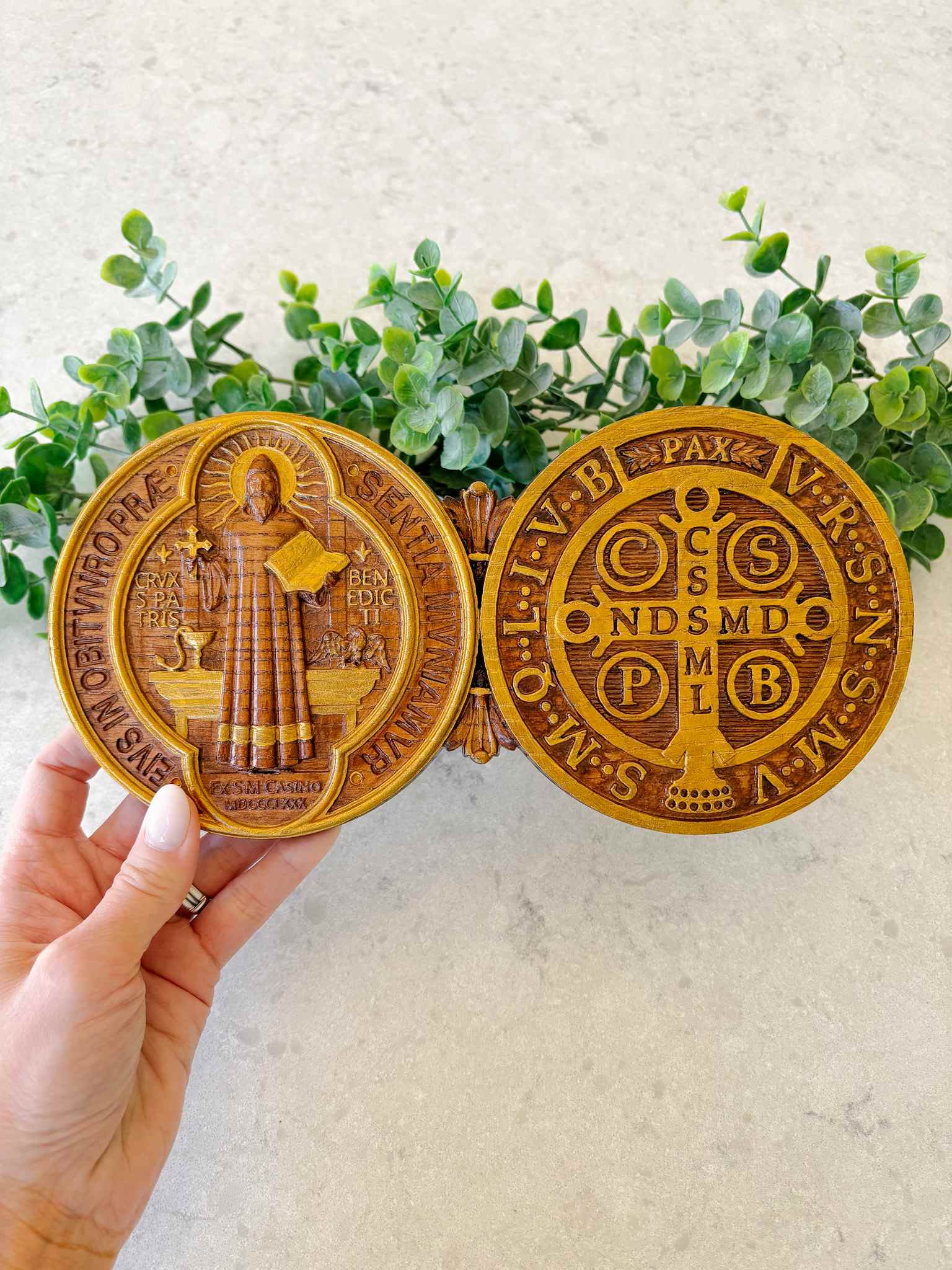 St. Benedict Medal Wooden Plaque - Catholic Religious Wall Decor for Home, Office & Church - Protection Against Evil & Spiritual Blessings