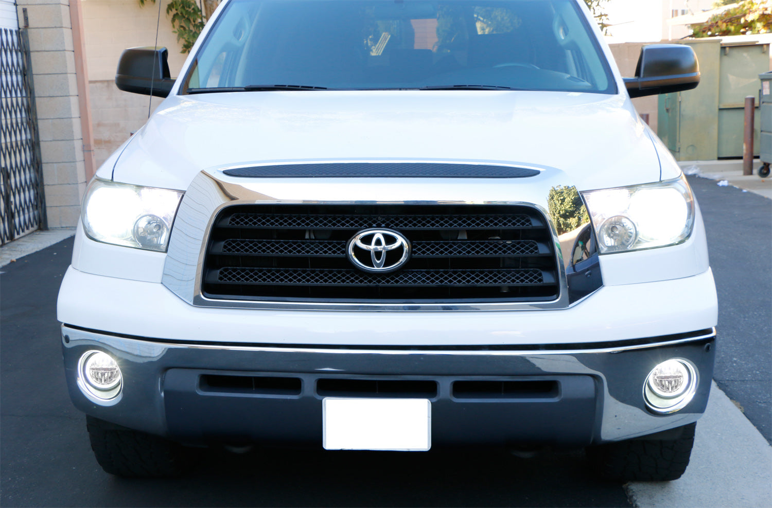 30W CREE LED Halo Ring DRL Fog Lights with Wiring Harness for Toyota Tundra Tacoma Sequoia Solara - Waterproof Off-Road Daytime Running Lights for Trucks & SUVs