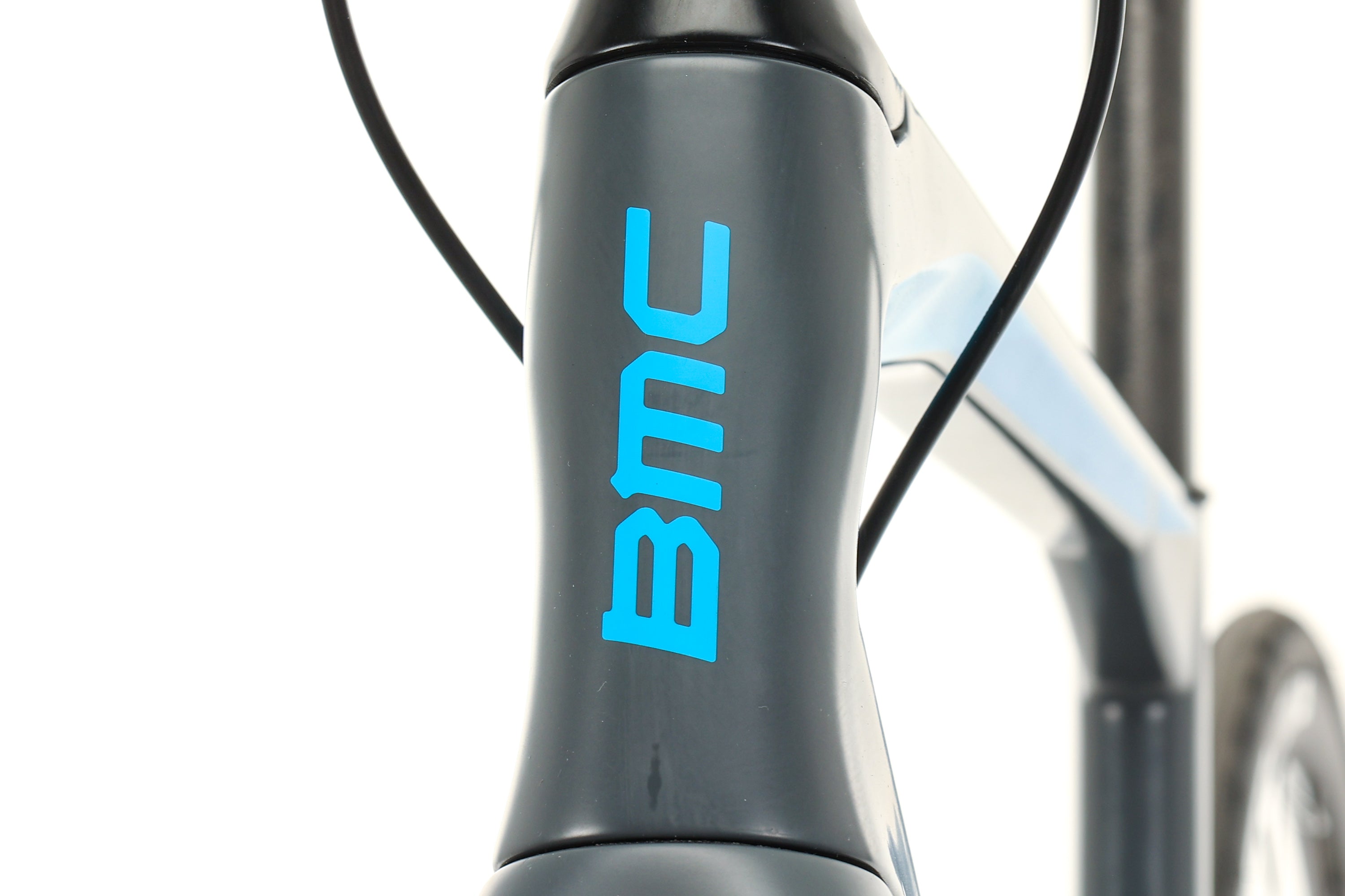 BMC Roadmachine 01 FOUR Road Bike 2018 - 51cm Carbon Frame Performance Bike for Racing & Endurance Training | Perfect for Competitive Cyclists & Long-Distance Rides