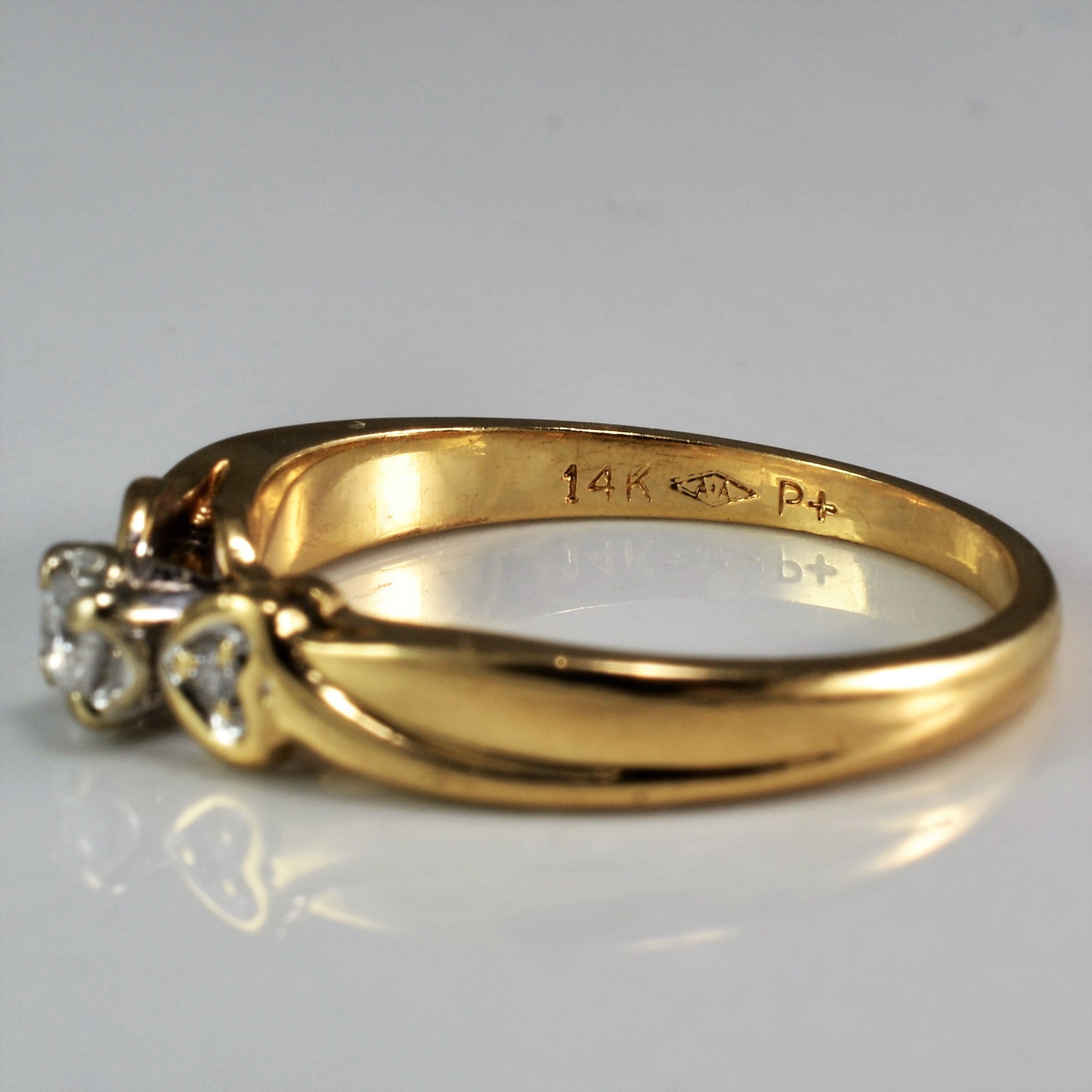 0.10ctw Heart Accent Diamond Ring - SI2 G/G Clarity - Size 6 - Perfect for Engagement, Anniversary & Valentine's Day Gifts