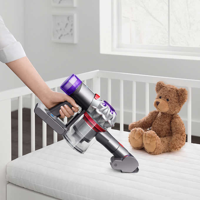 Dyson V8 Animal Extra Cordless Stick Vacuum Cleaner - Powerful Suction for Pet Hair & Home Cleaning | Ideal for Hard Floors & Carpets | Lightweight & Easy to Use