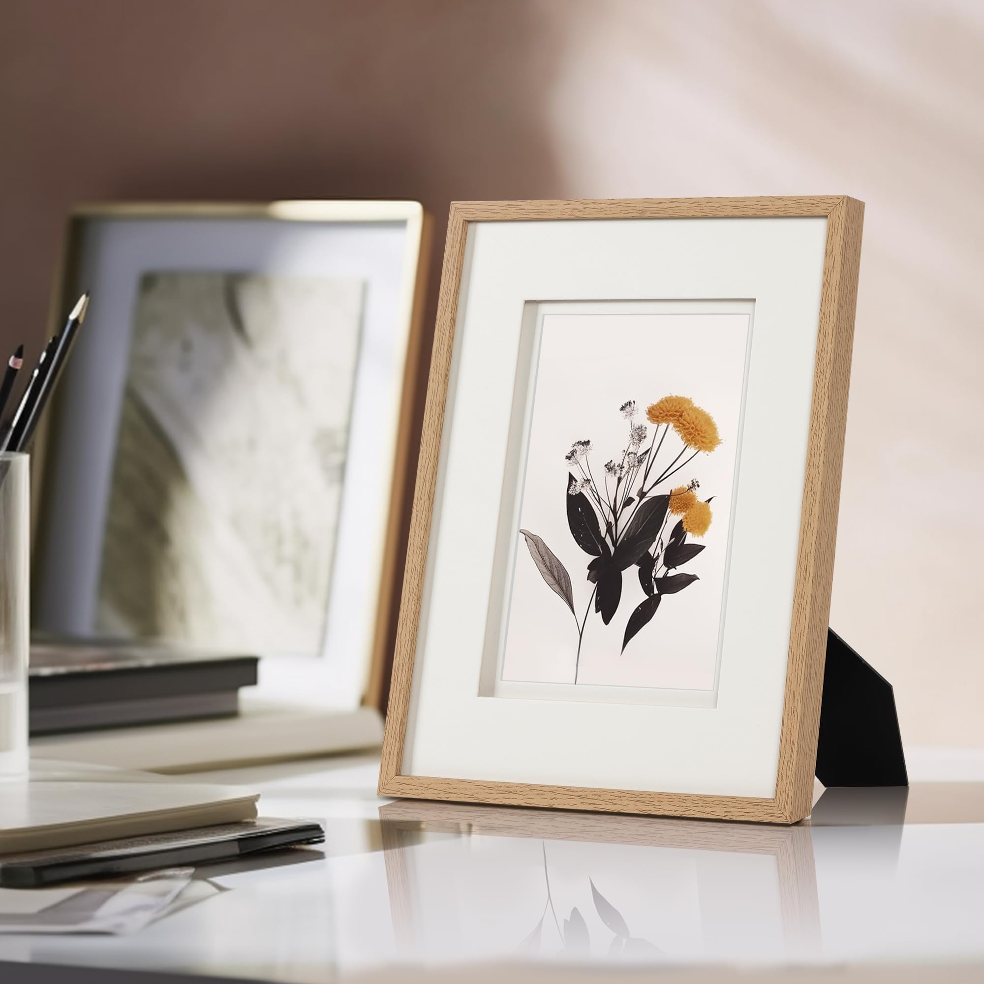 Afuly 5x7 Picture Frame with Mat for 8x10 Photos - Natural Wood Grain Modern Photo Frame with Double Mat - Perfect for Wall Hanging, Desk Display, Home Decor, and Gift Giving (Birthday, Mother's Day, Christmas)
