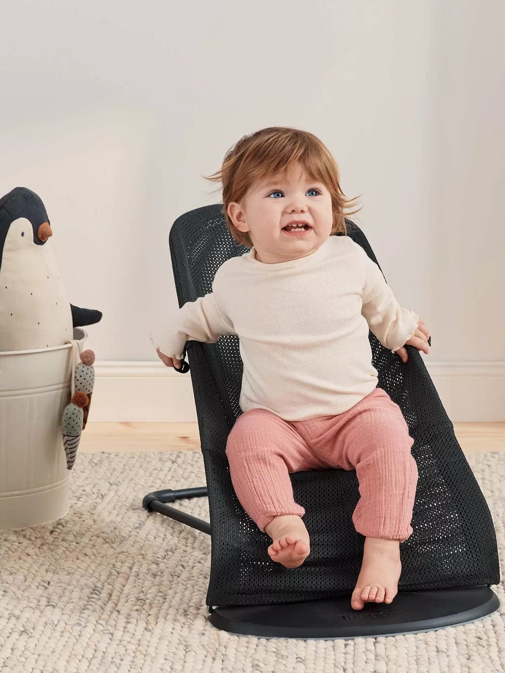 BabyBjorn Bouncer Bliss - Premium Baby Bouncer with Black Frame & Mesh Seat | Perfect for Newborns & Infants | Ideal for Nursery, Living Room & Travel