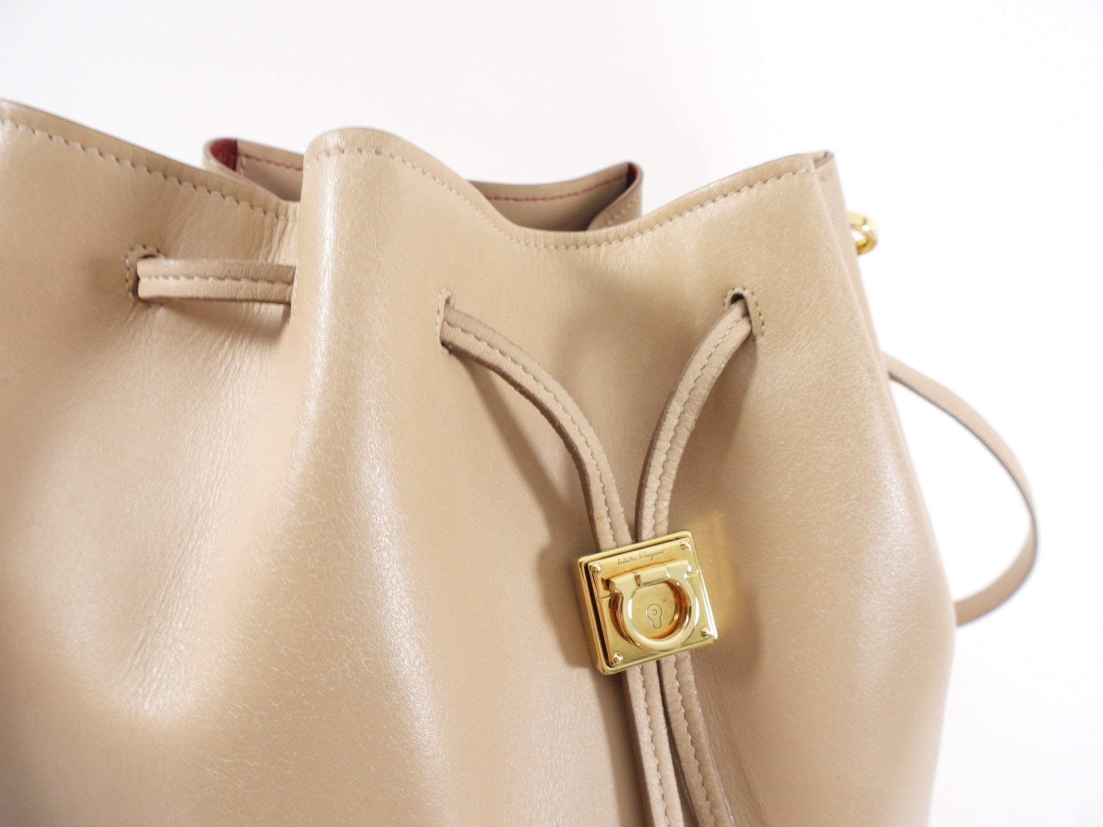Ferragamo Sansy Light Beige Leather Two-Way Bucket Bag for Women | Luxury Designer Handbag for Work, Travel & Everyday Use