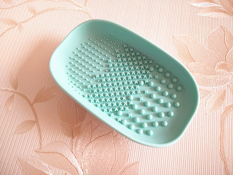 Premium Silicone Makeup Brush Cleaner Pad - Deep Cleaning Mat for Foundation, Eyeshadow & Cosmetic Brushes - Perfect for Home & Professional Makeup Artists