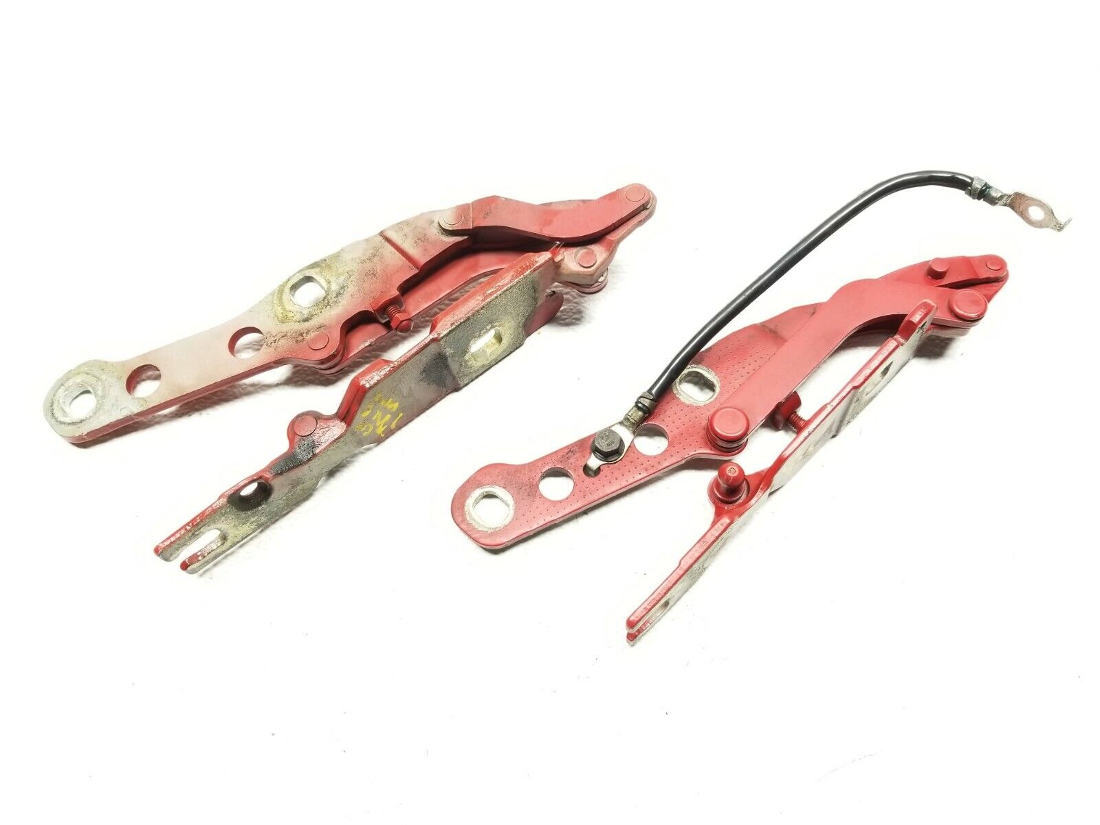 BMW E46 325xi Hood Hinge Pair - OEM Replacement Parts (125k Miles) - Perfect for Car Repair & Maintenance