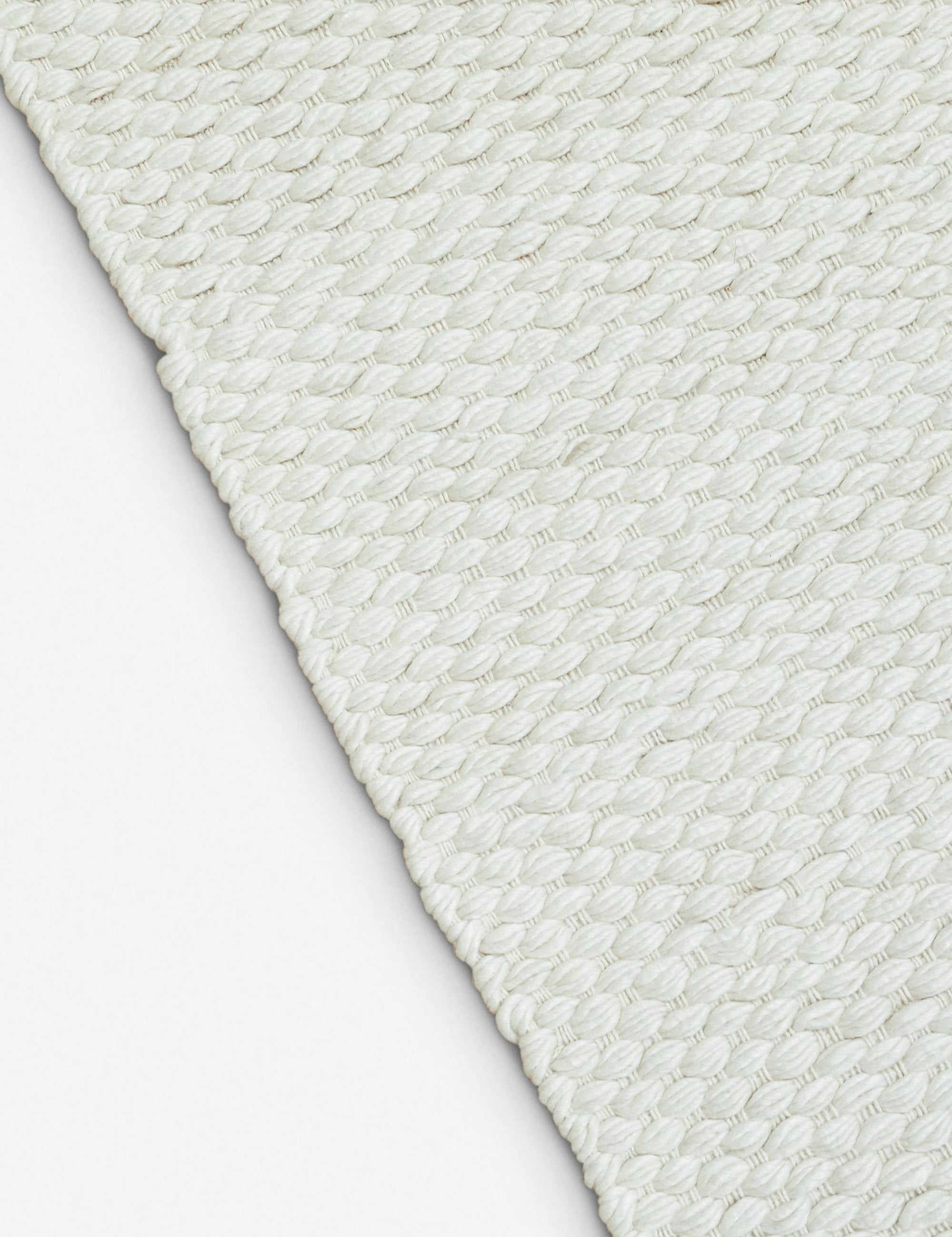 Bella Rug - Soft and Stylish Area Rug for Living Room, Bedroom, and Home Decor - Perfect for Cozy Spaces and Modern Interiors