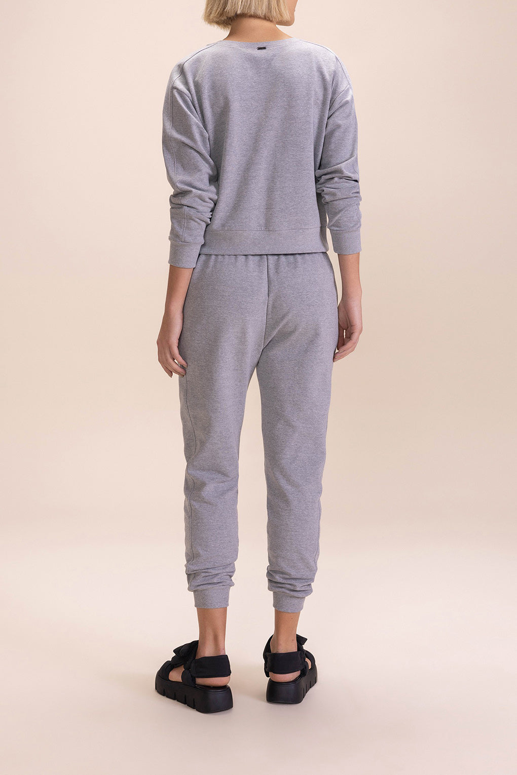 Comfortable Everyday Jog Sweatshirt for Women & Men - Soft Casual Pullover Hoodie for Running, Gym, Lounge & Streetwear