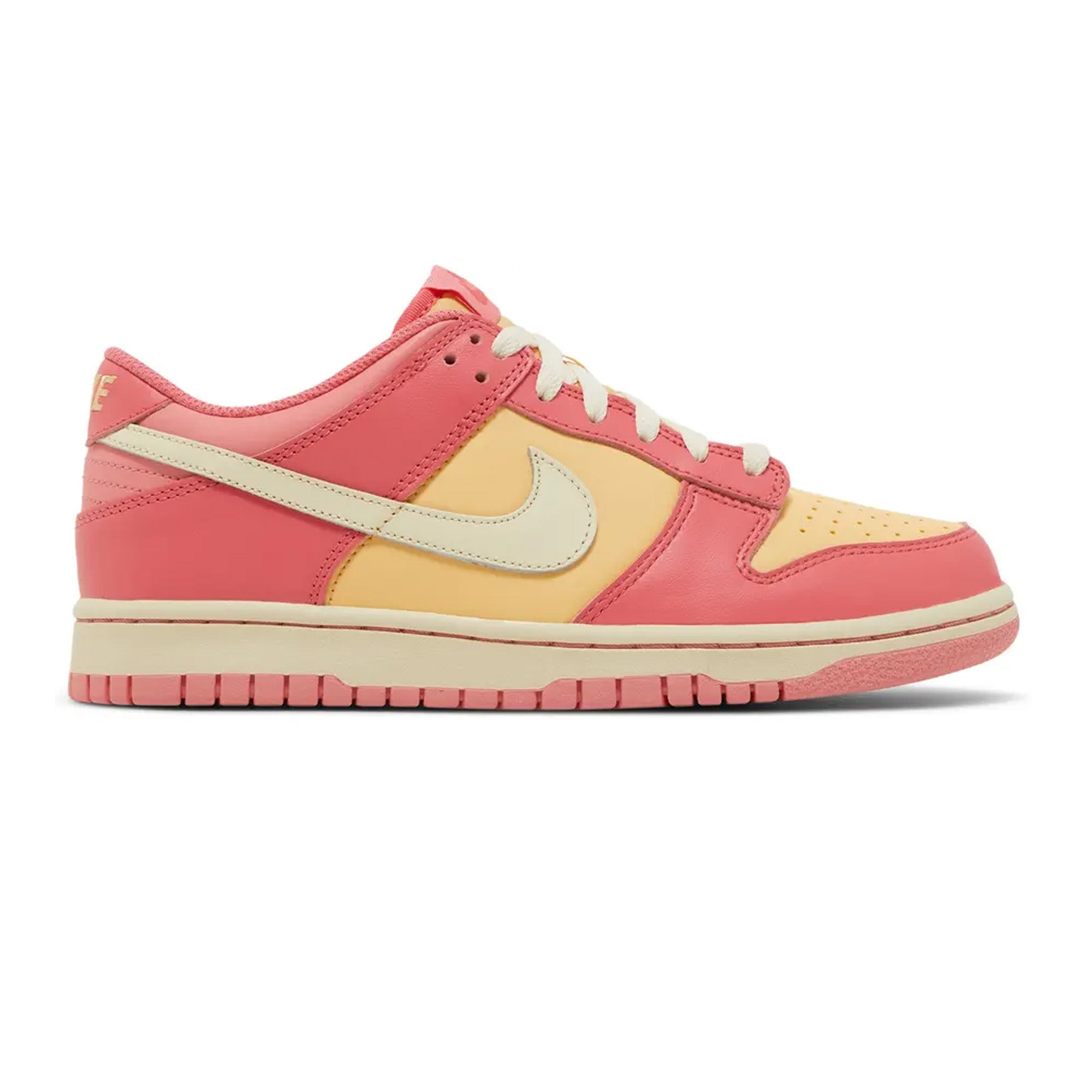 Nike Dunk Low 'Strawberry Peach Cream' GS Sneakers (2023) - Women's Retro Basketball Shoes for Casual Wear & Street Fashion