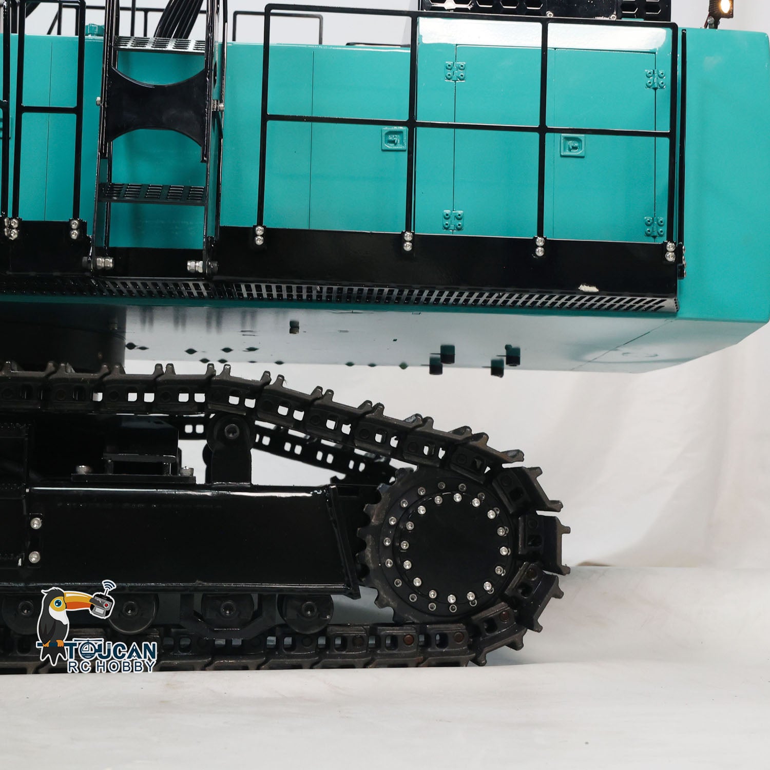 1/8 Scale RC Metal Hydraulic Heavy Crawler Excavator Toy - PC1250 Simulation Construction Vehicle Model with I6S Remote Controller - Perfect for Construction Enthusiasts, Collectors & Outdoor Play