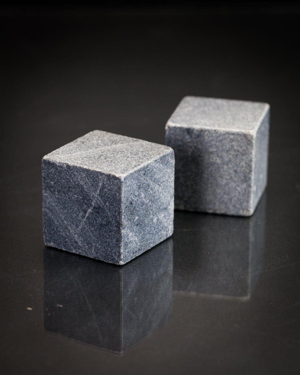Premium Soapstone Whiskey Stones Set - 9 Chilled Whiskey Rocks for Bourbon, Scotch & Cocktails - Reusable & Non-Toxic Drink Coolers for Home Bar, Gifts & Parties