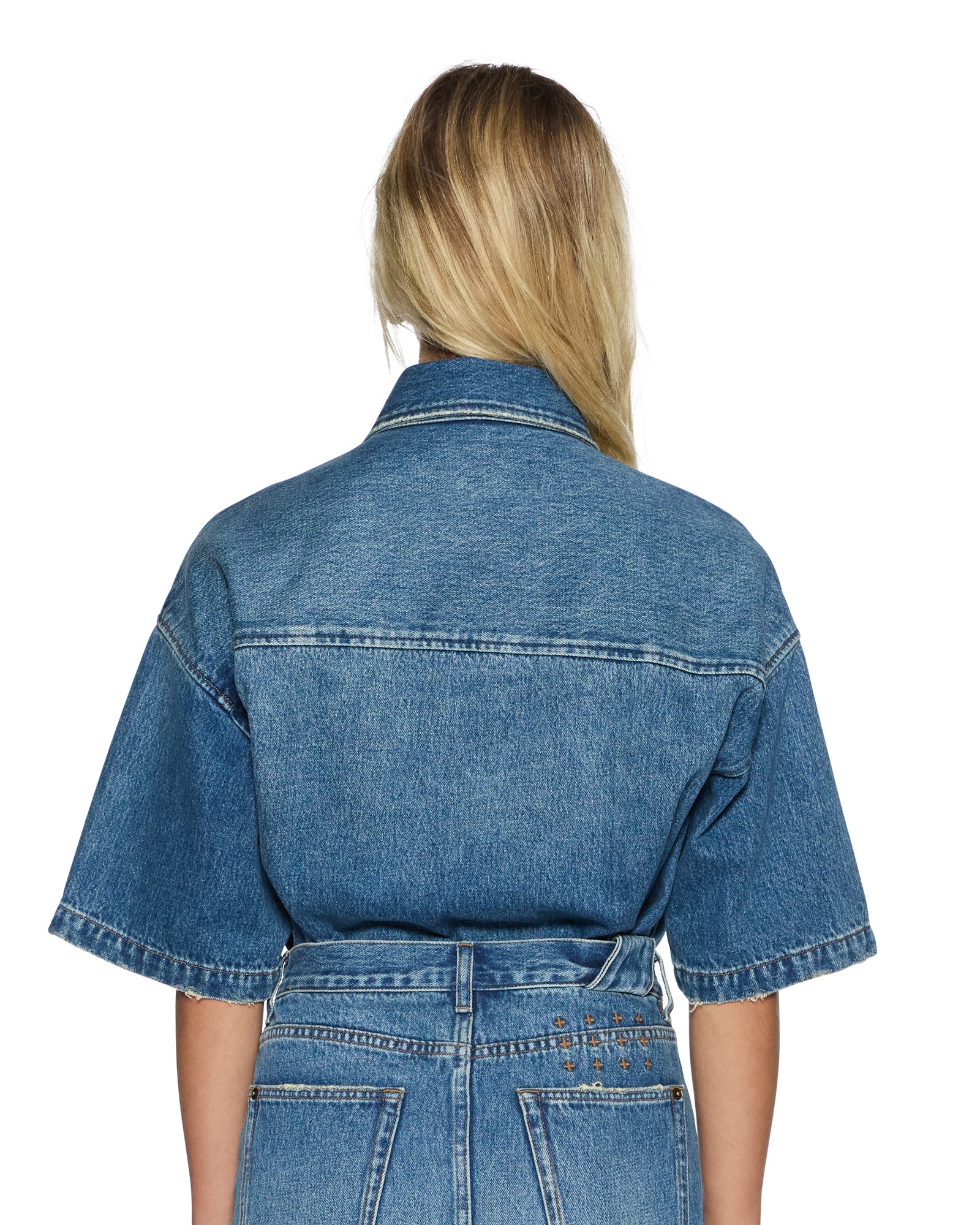 Vintage Garage SS Shirt - Distressed & Aged Style for Men - Perfect for Casual Wear, Street Fashion & Retro Outfits