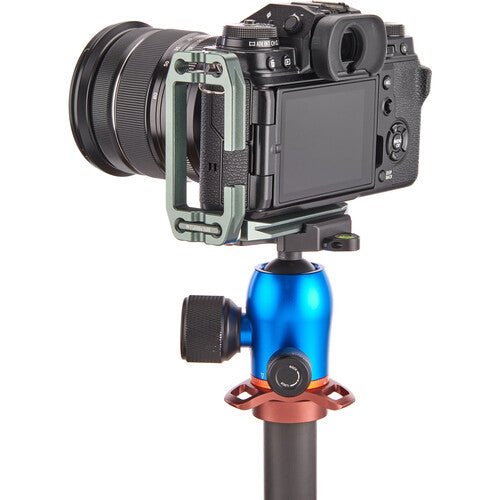 3 Legged Thing Lexie Universal L Bracket for DSLR Cameras - Multi-Function Quick Release Plate (Slate Gray) - Perfect for Tripod Mounting, Vlogging & Photography Accessories