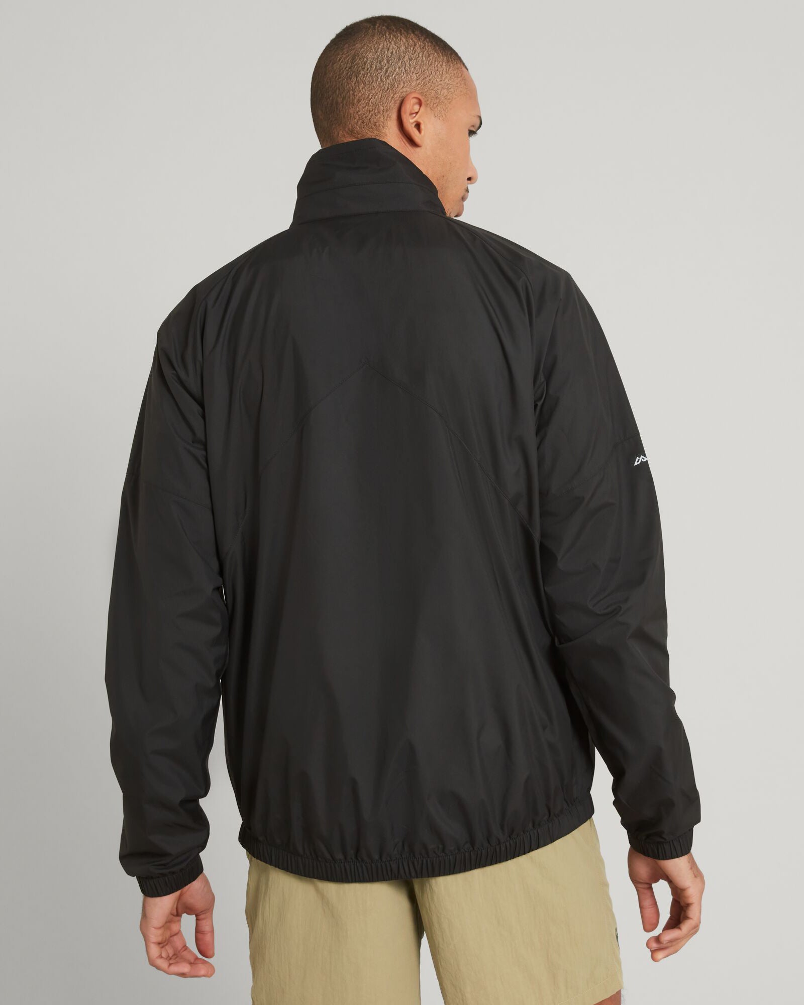 WND Chaser Men's Lightweight Windbreaker Jacket - Waterproof Outdoor Running Hooded Raincoat (Black) - Perfect for Hiking, Jogging & Travel