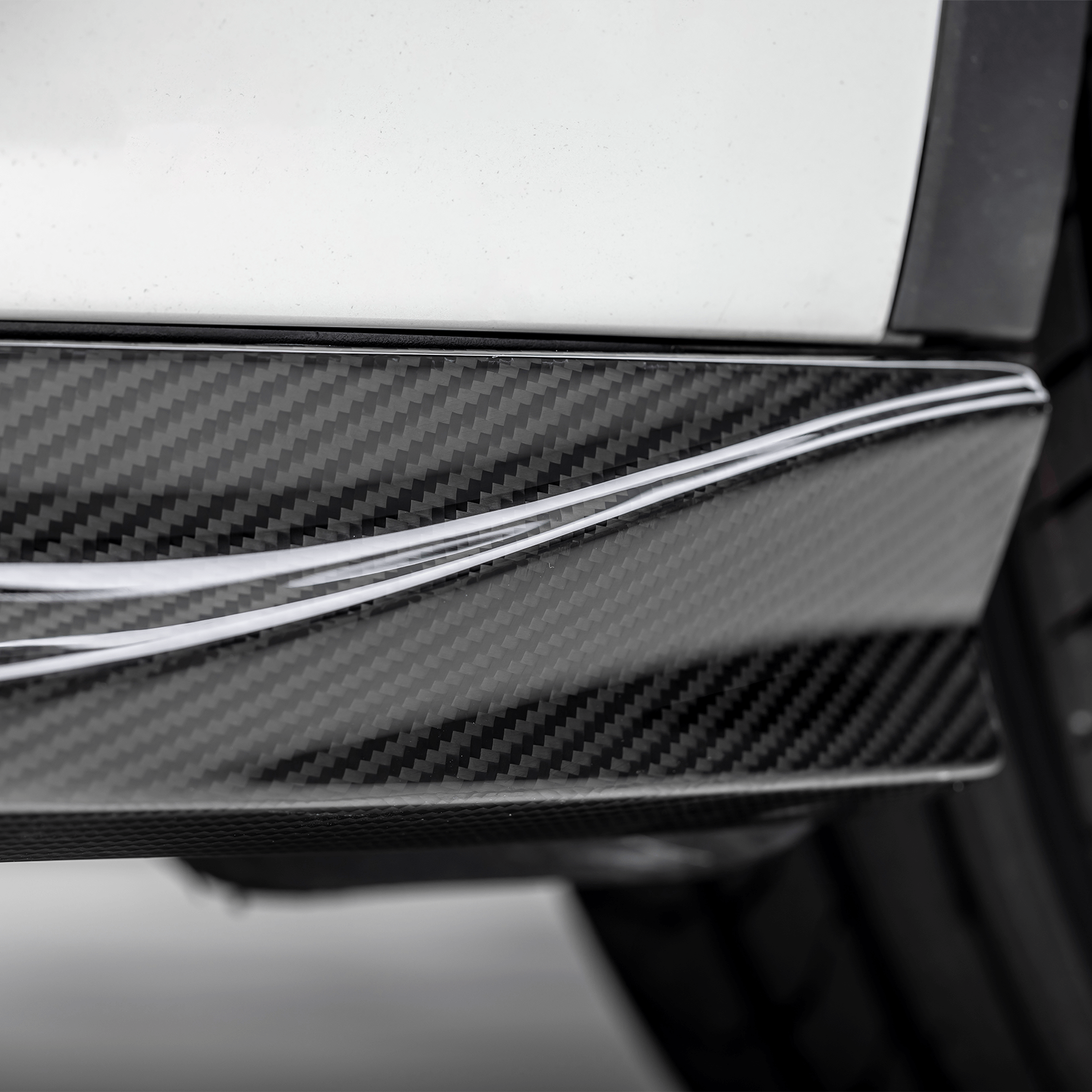 Tesla Model Y Aero Side Skirts - Carbon Fiber Car Body Kit for Enhanced Aerodynamics & Style - Perfect for Road Trips & Performance Driving