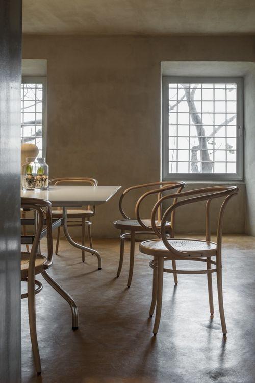 GTV Bentwood Armchair with Perforated Veneer Seat - Thonet Style Vienna Chair - Perfect for Dining Room, Cafe, or Office Decor