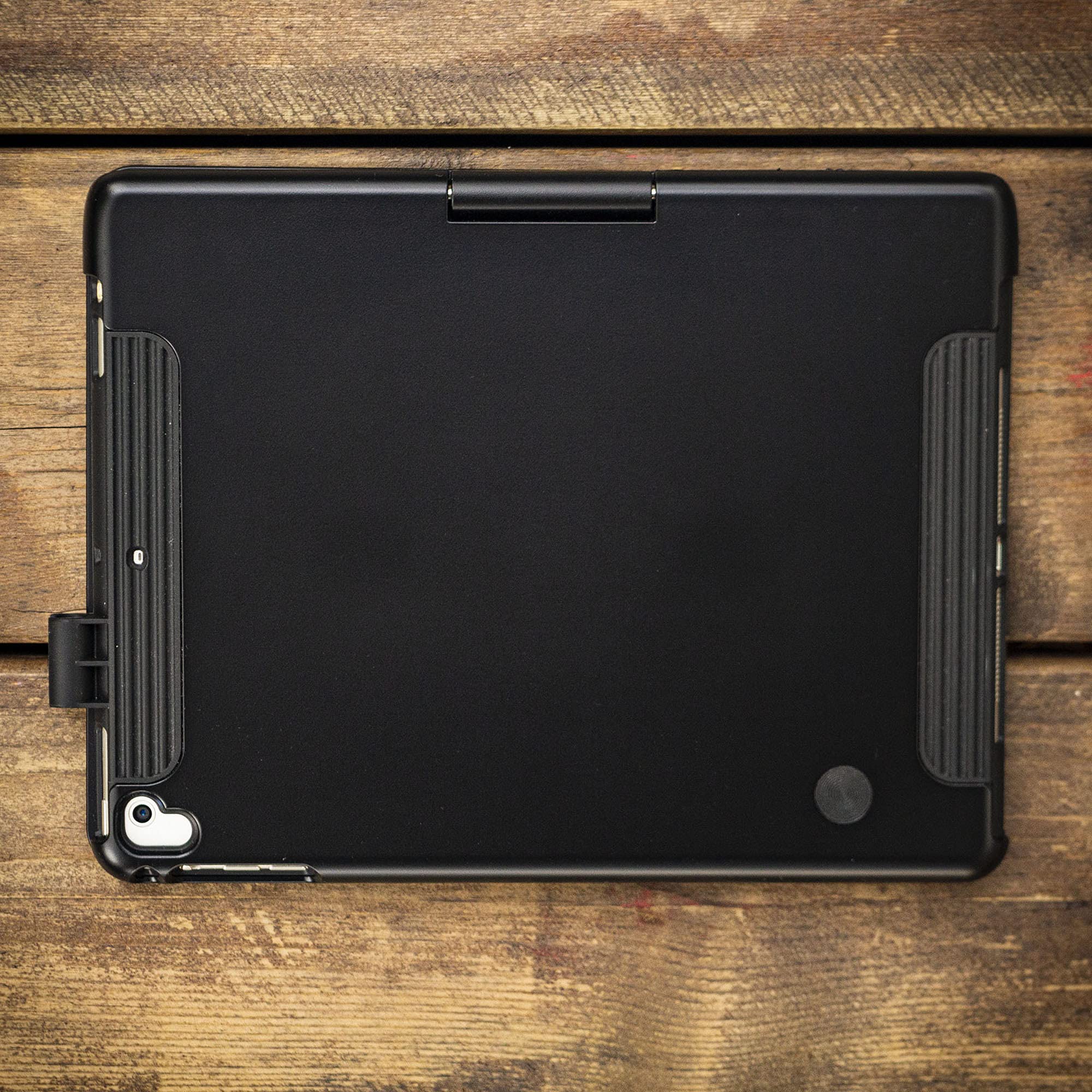 INI Backlit Wireless Keyboard Case for iPad 10.2 (9th/8th/7th Gen), iPad Air 10.5 (3rd Gen), iPad Pro 10.5 (2017) - 360° Rotatable with Clickable Touchpad - Perfect for Work, Study & Travel (Black)