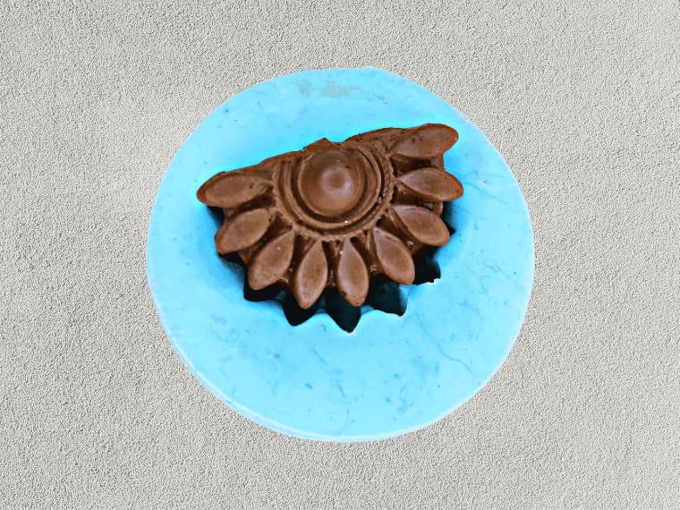 Claysphere Dainty Moon Stud Flexible Silicone Mold for DIY Terracotta Jewelry Making - Eco-Friendly Craft Supplies for Handmade Temple Jewelry, Clay Art & Resin Crafts - Perfect for Earrings, Necklaces & Home Decor Projects