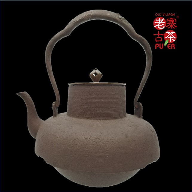 Premium Japanese Nanbu Tetsubin Iron Teapot by Hata Shunsai - Authentic Cast Iron Kettle with Traditional Koshikuchi Otare Shape - Perfect for Tea Ceremony, Home Brewing & Gift Giving