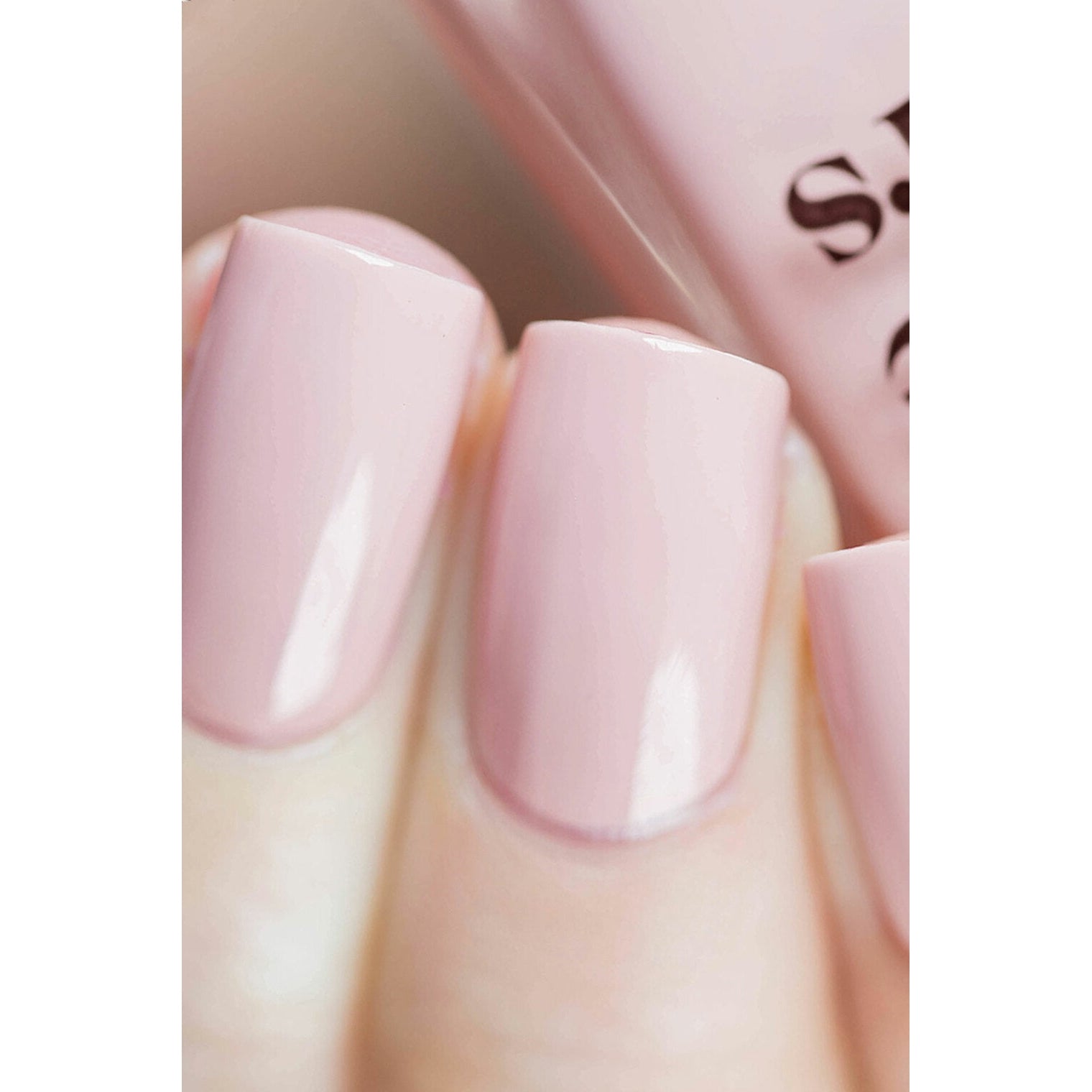 Cirque Colors Dakota Nail Polish - 0.37 oz Long Lasting Vegan & Cruelty-Free Nail Lacquer - Perfect for Manicures, Pedicures & Nail Art Designs