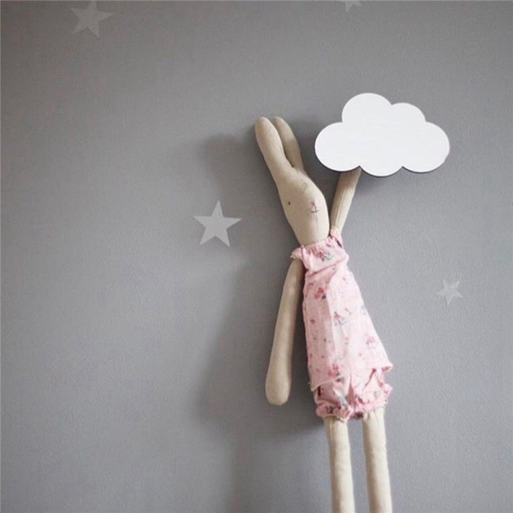 Daycount® White Wooden Cloud Wall Decor - Handcrafted Cloud Shaped Hangers for Home & Living Room Wall Decoration - Perfect for Nursery, Bedroom, and Boho Style Interior Design
