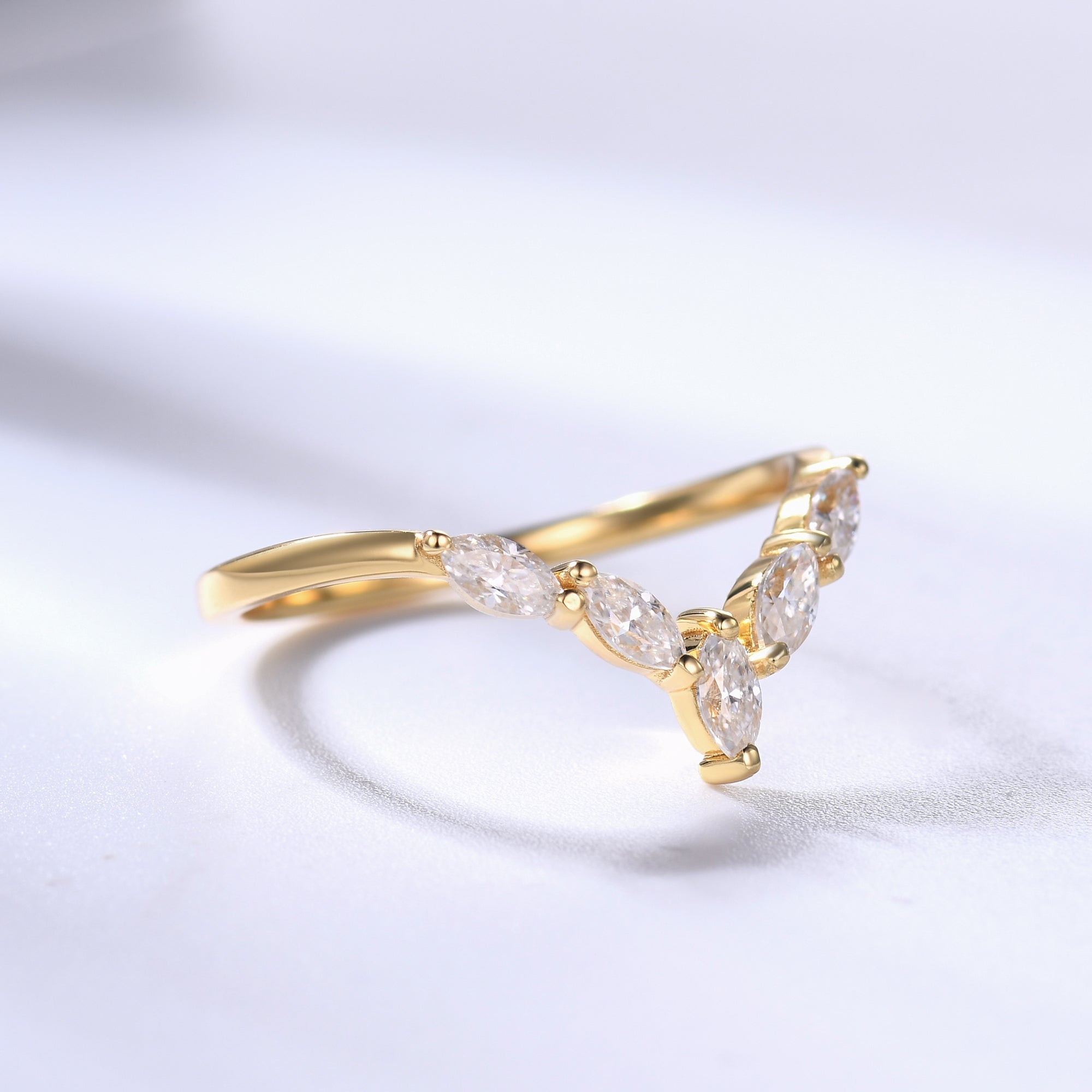 14K Yellow Gold Marquise Moissanite Wedding Ring Set - Curved Chevron Matching Band for Women, Bridal Jewelry, Anniversary Gift, Engagement Ring Alternative for Special Occasions