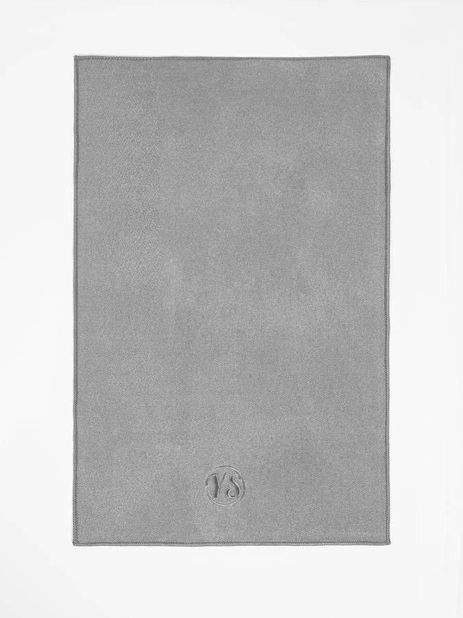Premium Yoga Hand Towel for Hot Yoga & Studio Workouts - Non-Slip, Absorbent & Quick-Drying - Perfect for Bikram, Vinyasa & Power Yoga Classes