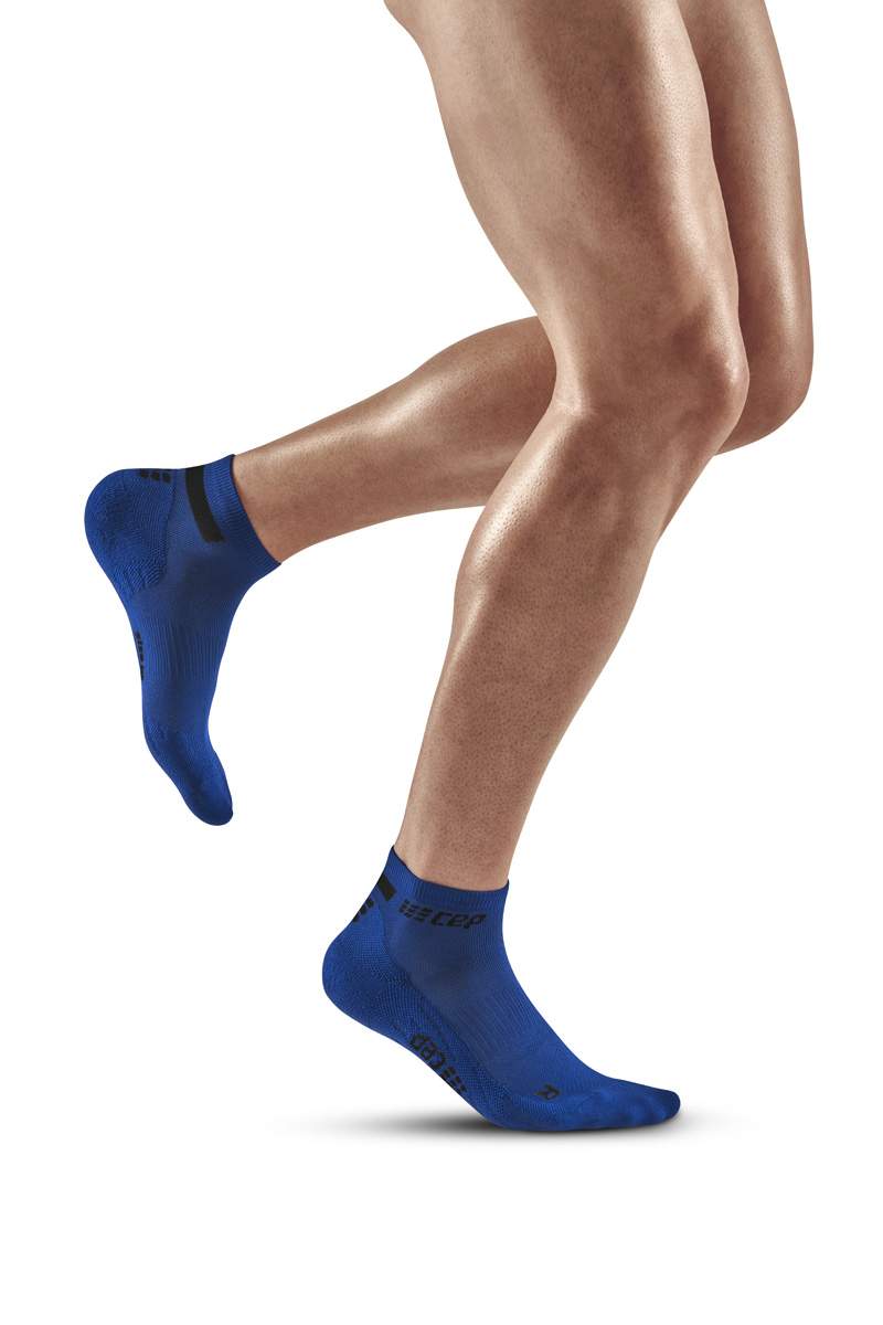 CEP Men's Low Cut Running Socks V4 - Breathable Performance Athletic Socks for Marathon & Workout (Blue) - Ideal for Jogging, Gym Training & Everyday Wear