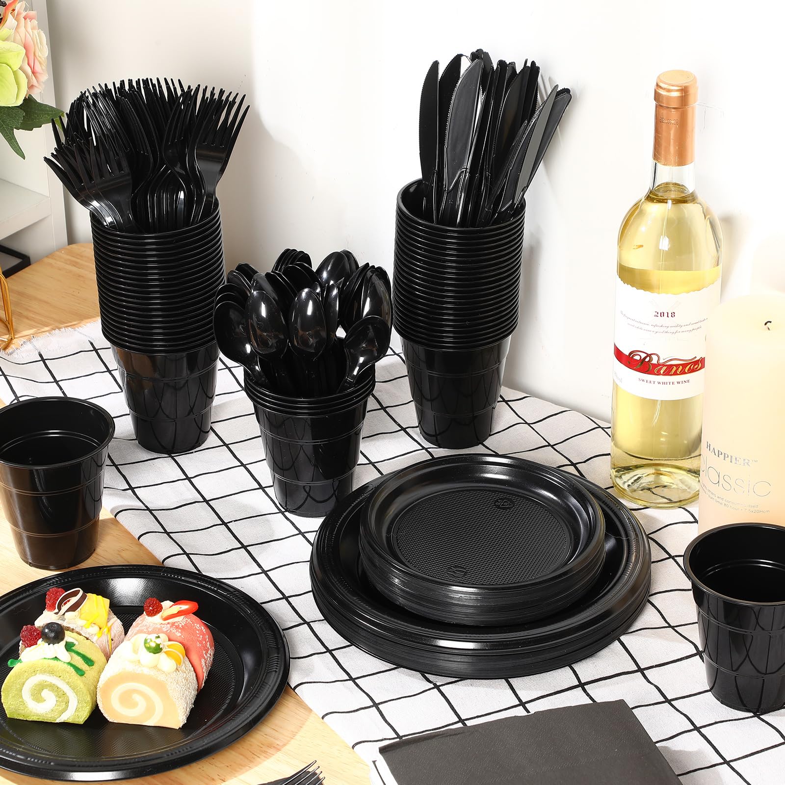 Yaomiao 360-Piece Black Disposable Plastic Dinnerware Set - 50 Dinner Plates, 50 Salad Plates, 50 Cups, 50 Forks, 50 Knives, 50 Spoons & 60 Napkins - Perfect for Birthday Parties, Weddings, Anniversaries & Large Gatherings - Serve 50 Guests with Elegant Tableware