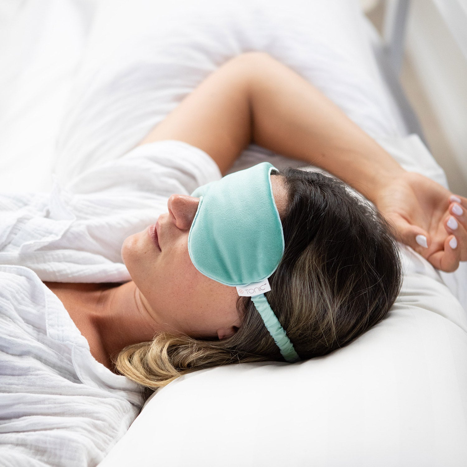 Luxe Velvet Seafoam Sleep Eye Mask for Women & Men - Soft Comfortable Blindfold for Travel, Meditation & Relaxation - Perfect for Nighttime, Naps & Airplane Use