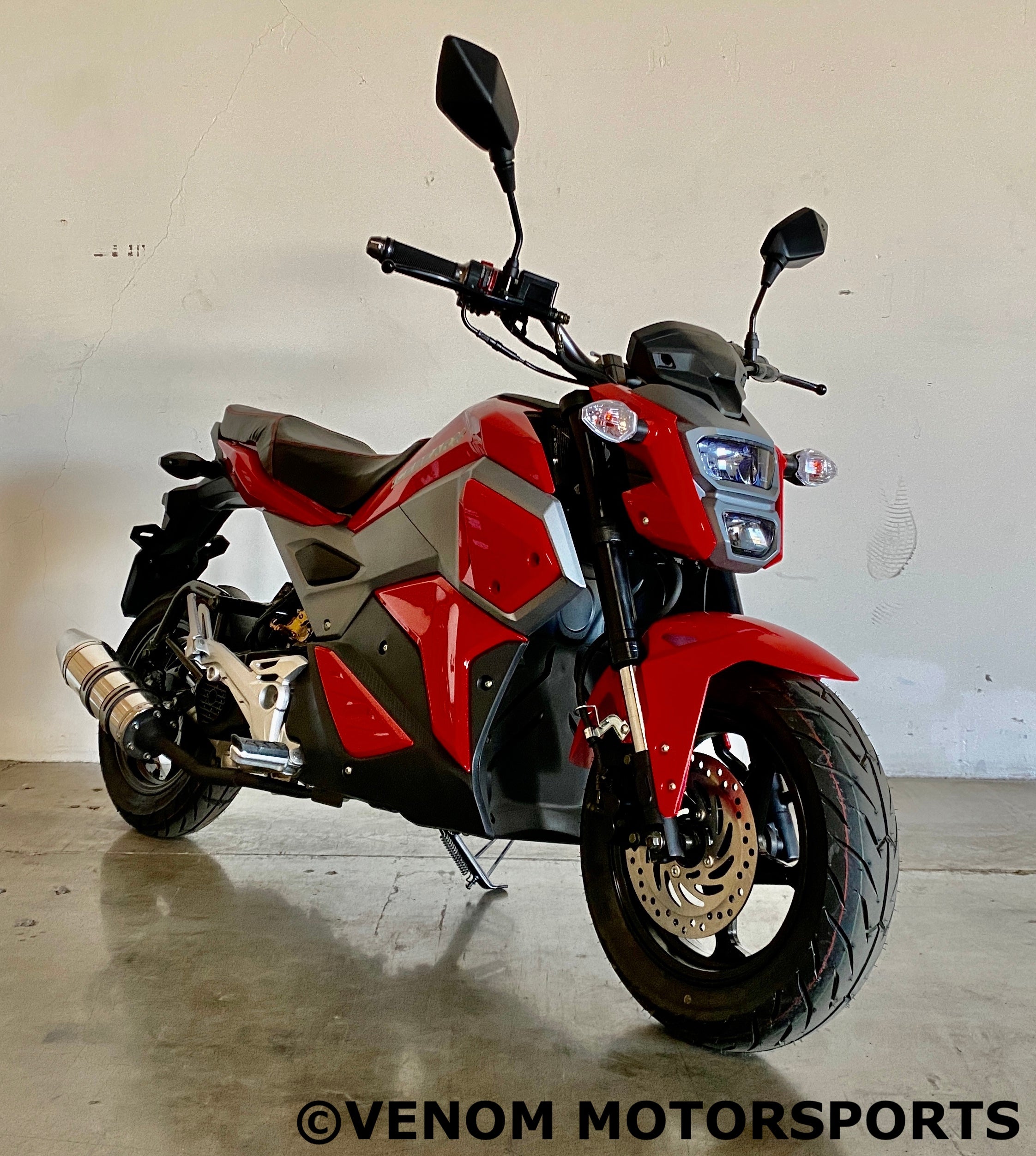 Venom Mini Max 50cc Automatic Motorcycle - Lightweight & Fuel Efficient for Commuting, Campus Riding & Urban Transportation