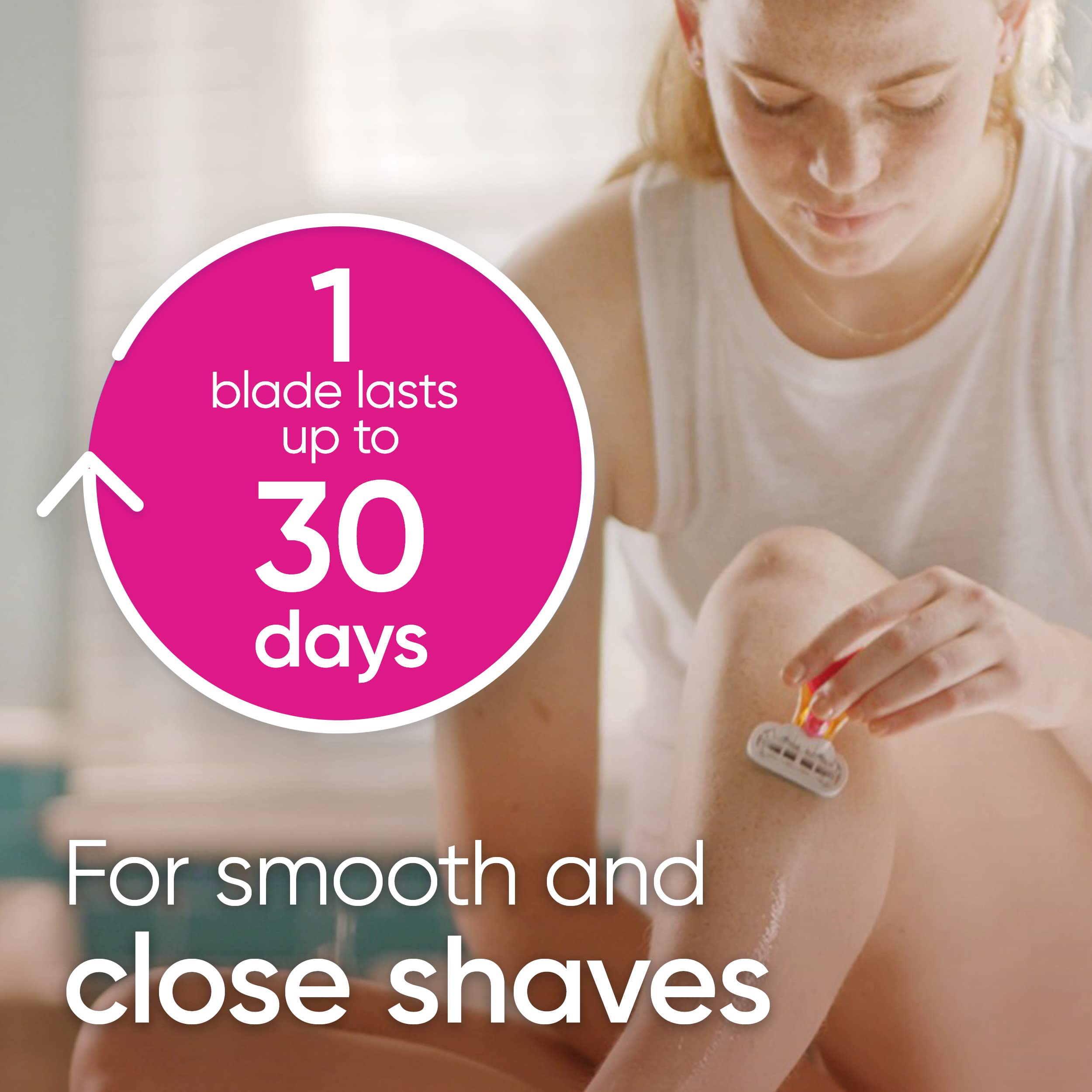 Gillette Venus Extra Smooth Women's Razor with Travel Case - Pack of 2 (Handle + 1 Blade Refill) | Portable Shaving Solution for Travel, Gym & On-The-Go Smoothness | Perfect for Your Travel Toiletries Kit
