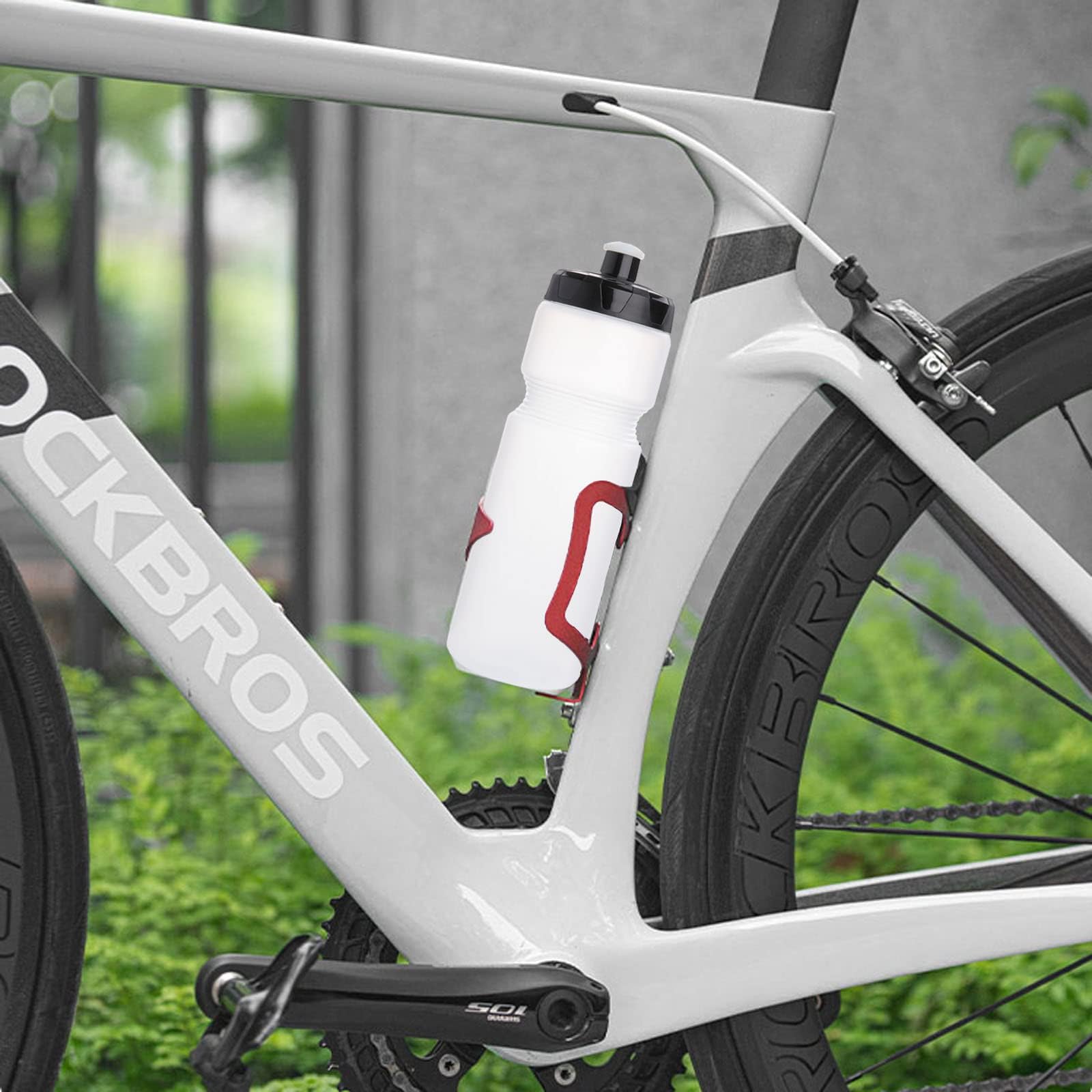 24oz Leak-Proof BPA-Free Sports Water Bottle for Cycling, Gym, Hiking & Outdoor Activities - Squeeze Design, Clear Plastic, Ideal for Workouts, Camping and Travel Hydration