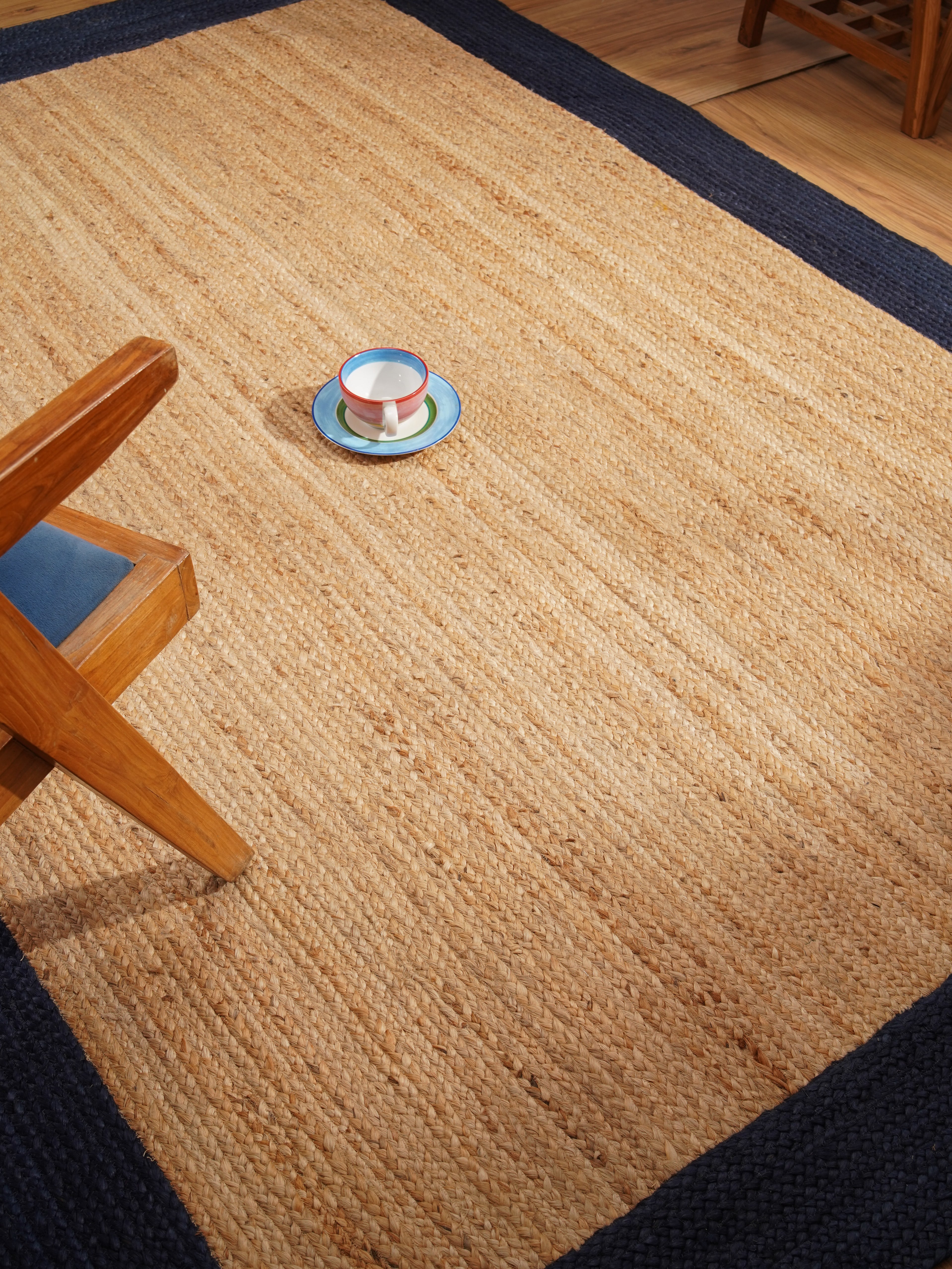 Handwoven Jute Braided Area Rug - Natural Eco-Friendly Floor Mat for Living Room, Bedroom, or Patio Decor